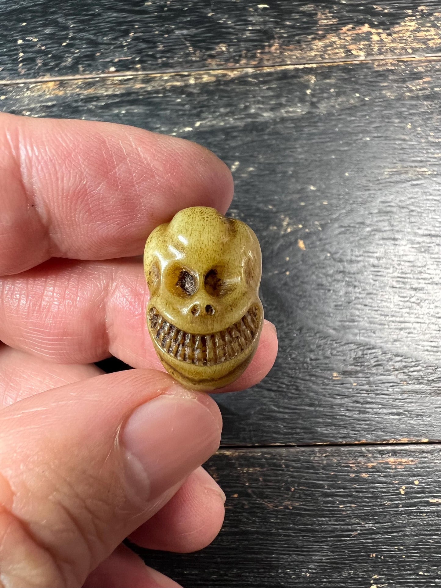 Hand‑Carved Yak Bone Cemetery Skull Bead, Small Tibetan Charnel Ground Mala Focal for Dark Spiritual Jewelry