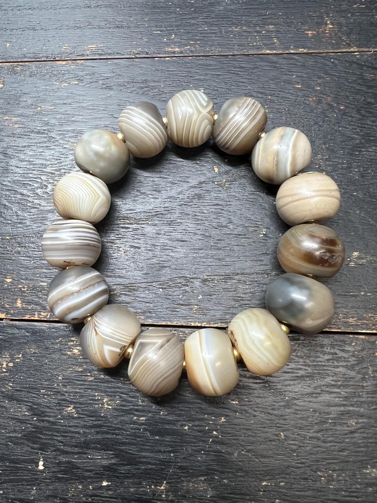 Large 17–18mm Banded Agate Bead Bracelet with Brass Spacers, Neutral Grey Cream Tones, Fits 9 Inch Wrist