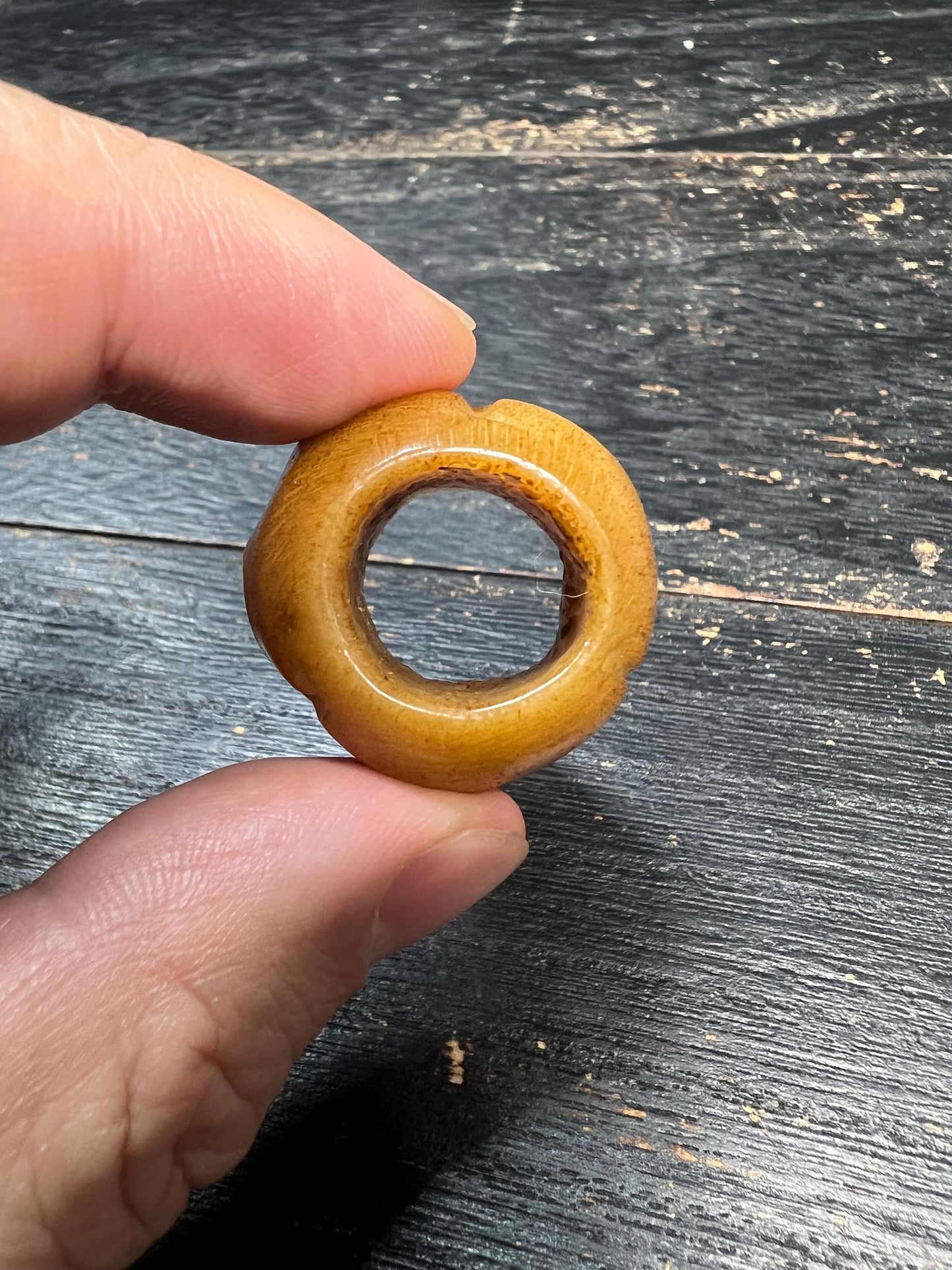 Hand Carved Yak Bone Skull Guru Bead, Large Hole Citipati Pendant, Tibetan Buddhist Impermanence Amulet, Natural Bone Bead for Mala Making