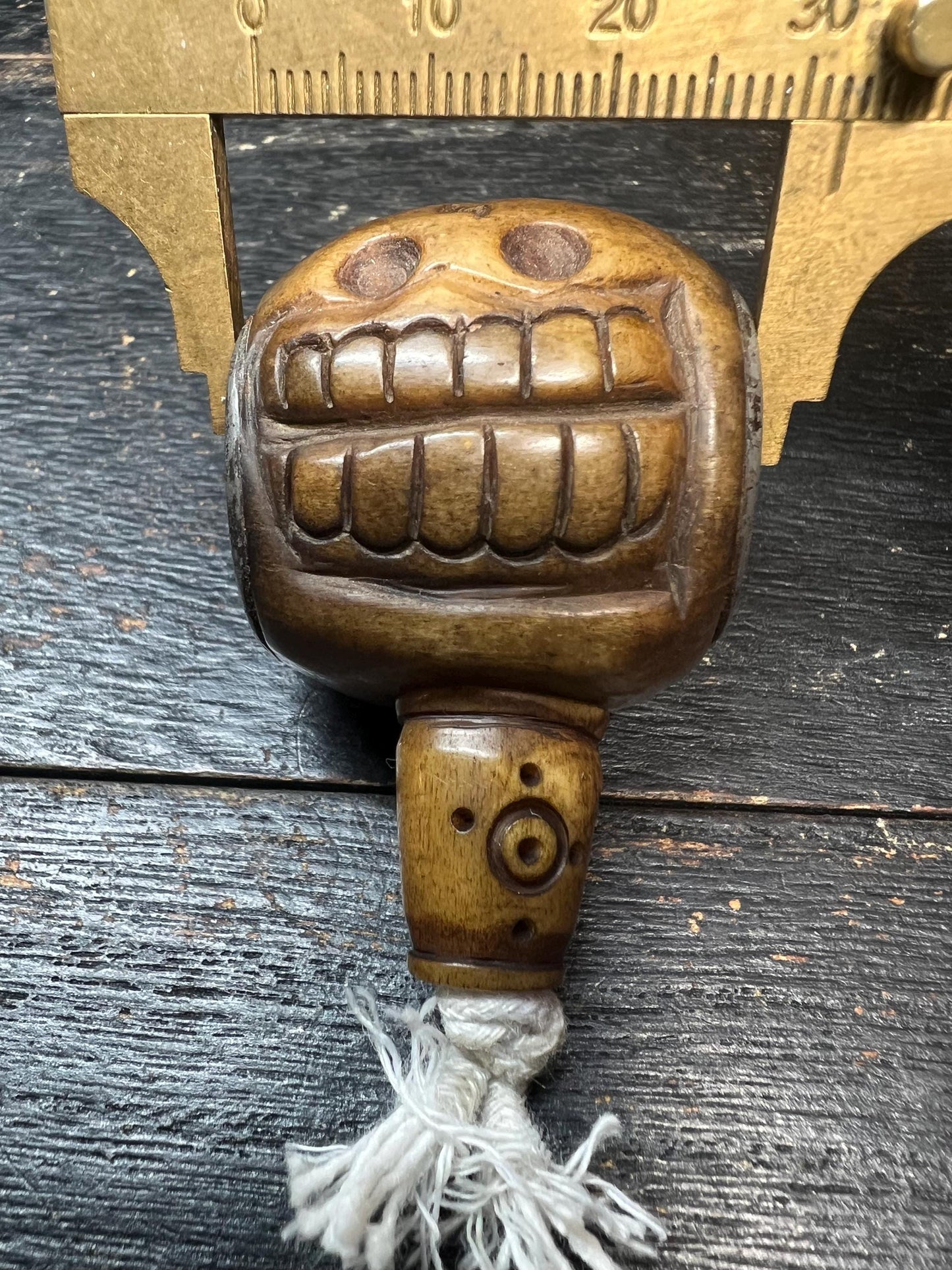 Hand‑Carved Yak Bone Skull Guru Bead, Large Tibetan Citipati Kapala Bead with “Om” Mantra, Iron‑Inlaid Charnel Ground Mala Centerpiece