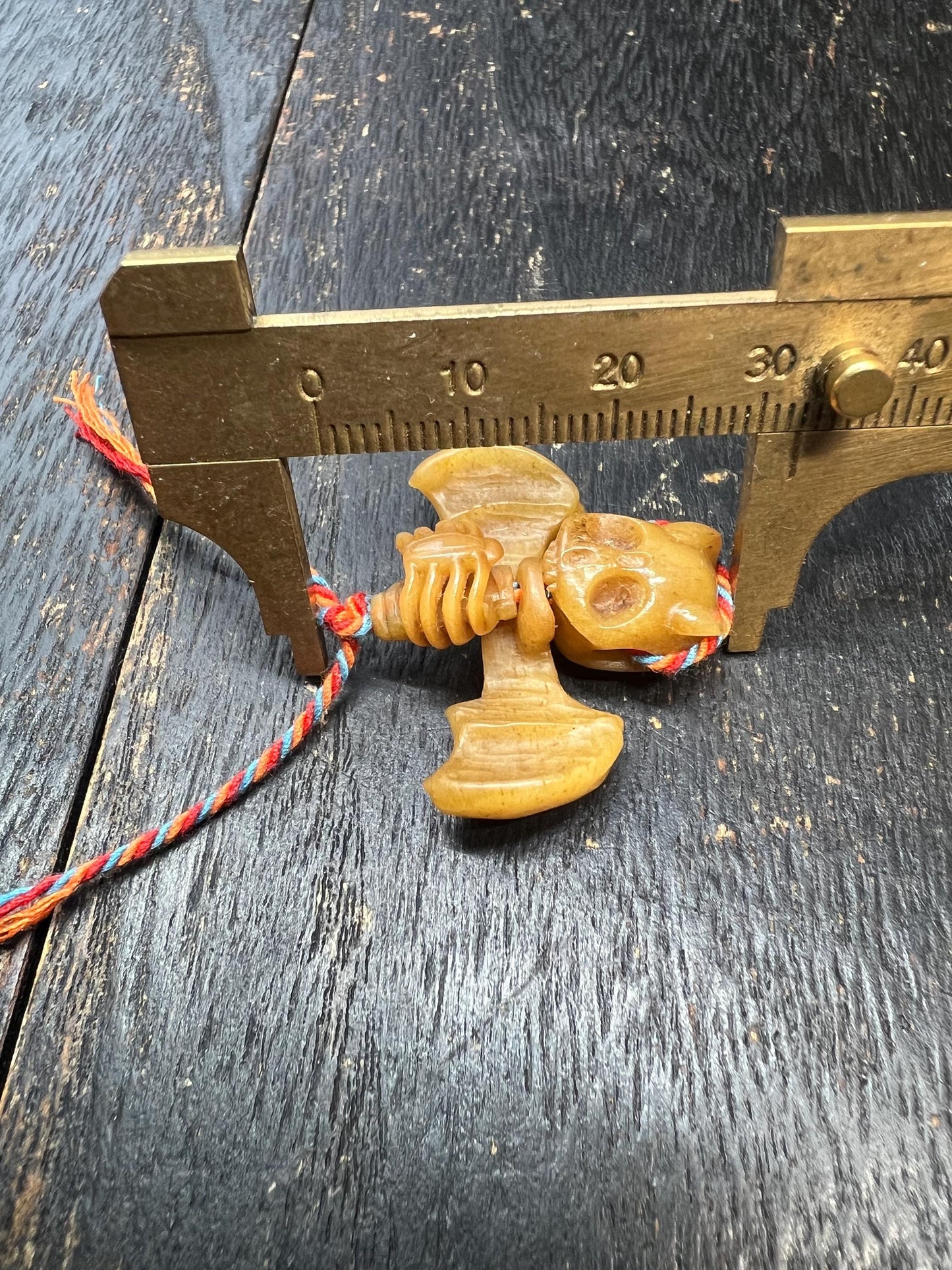 Hand‑Carved Yak Bone Bat Skull Guru Bead | Tibetan Mala Center Bead | Bone Bat Skeleton Amulet for Buddhist Prayer Necklace