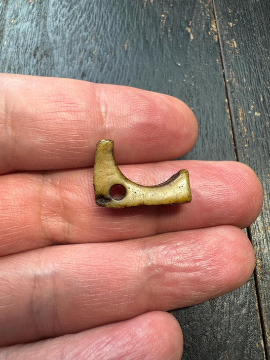 Shamanic Bone Talisman Pendant – Tibetan Amulet for Energy Work and Ritual Use