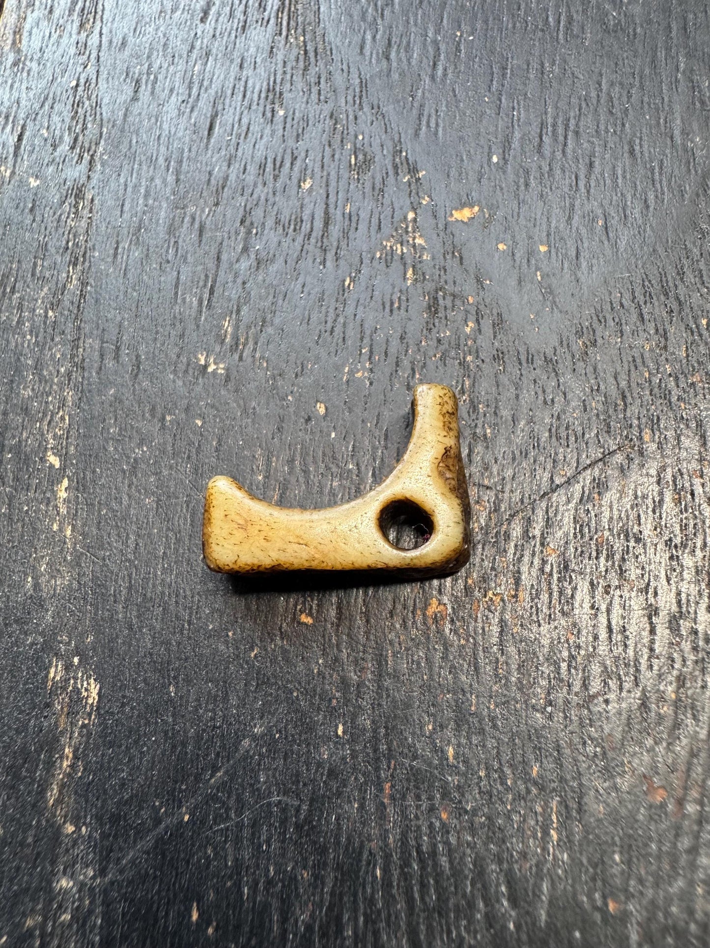 Shamanic Bone Talisman Pendant – Tibetan Amulet for Energy Work and Ritual Use
