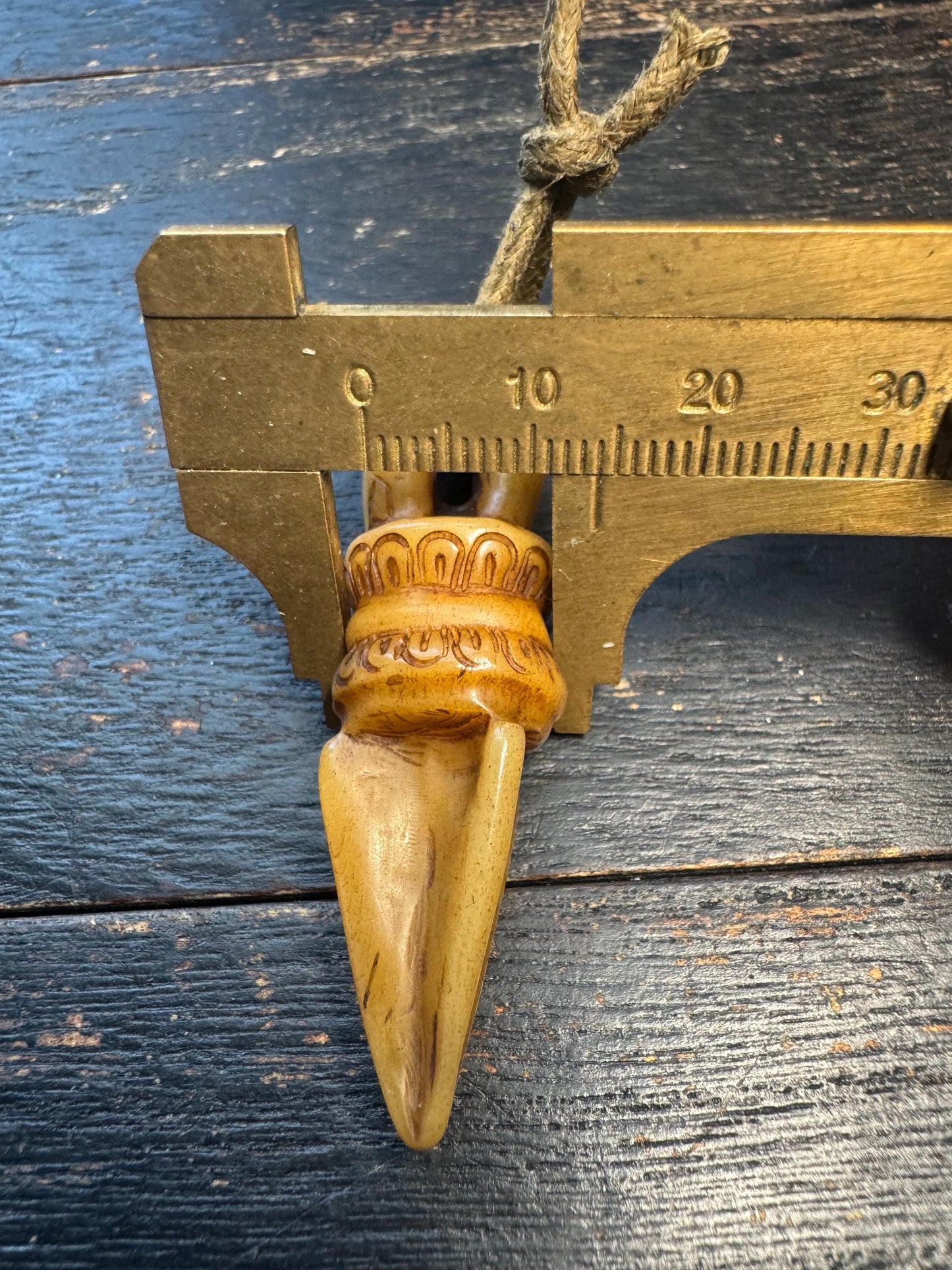 Hand-Carved Tibetan Yak Bone Phurba Dagger Pendant - Vajrakilaya Protection Amulet with Triple-Prong Base