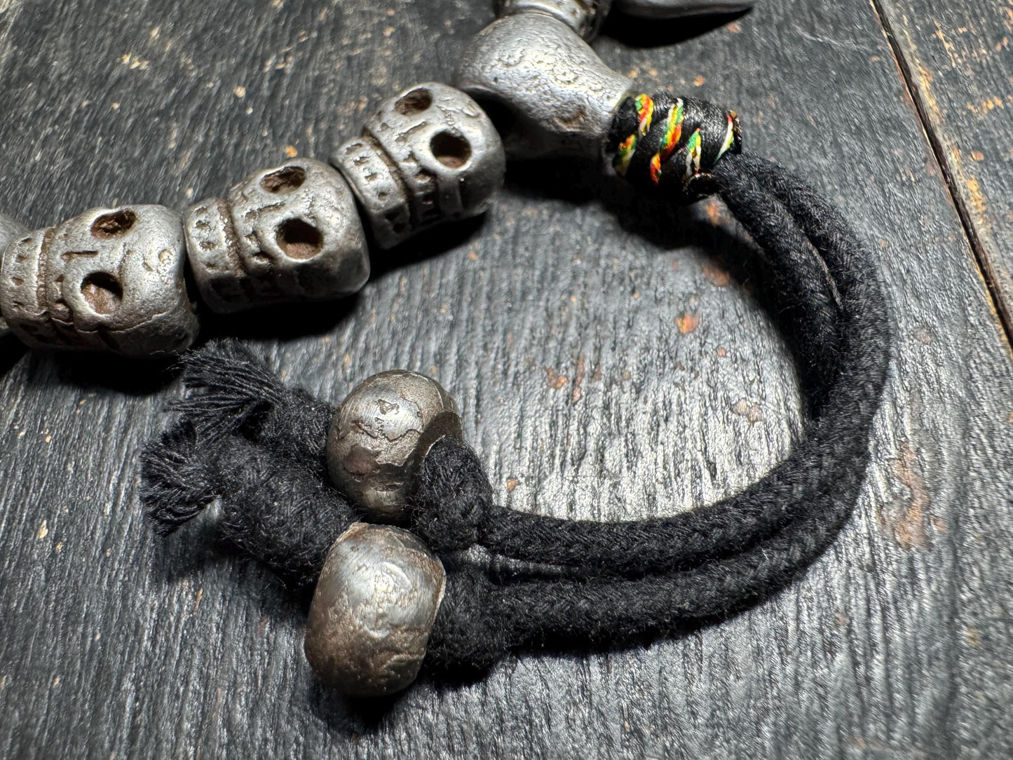 Tibetan Iron Skull Wrist Mala Bracelet, 18-Bead Charnel Ground Prayer Beads, Adjustable 7–8" Wrist, Impermanence Protection Amulet