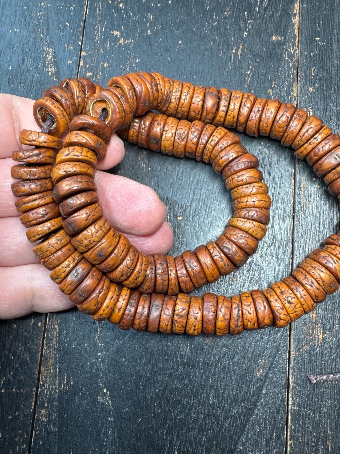 14mm Bodhi Seed 108 Mala Necklace – Large Tibetan Buddhist Prayer Beads for Meditation & Spiritual Practice