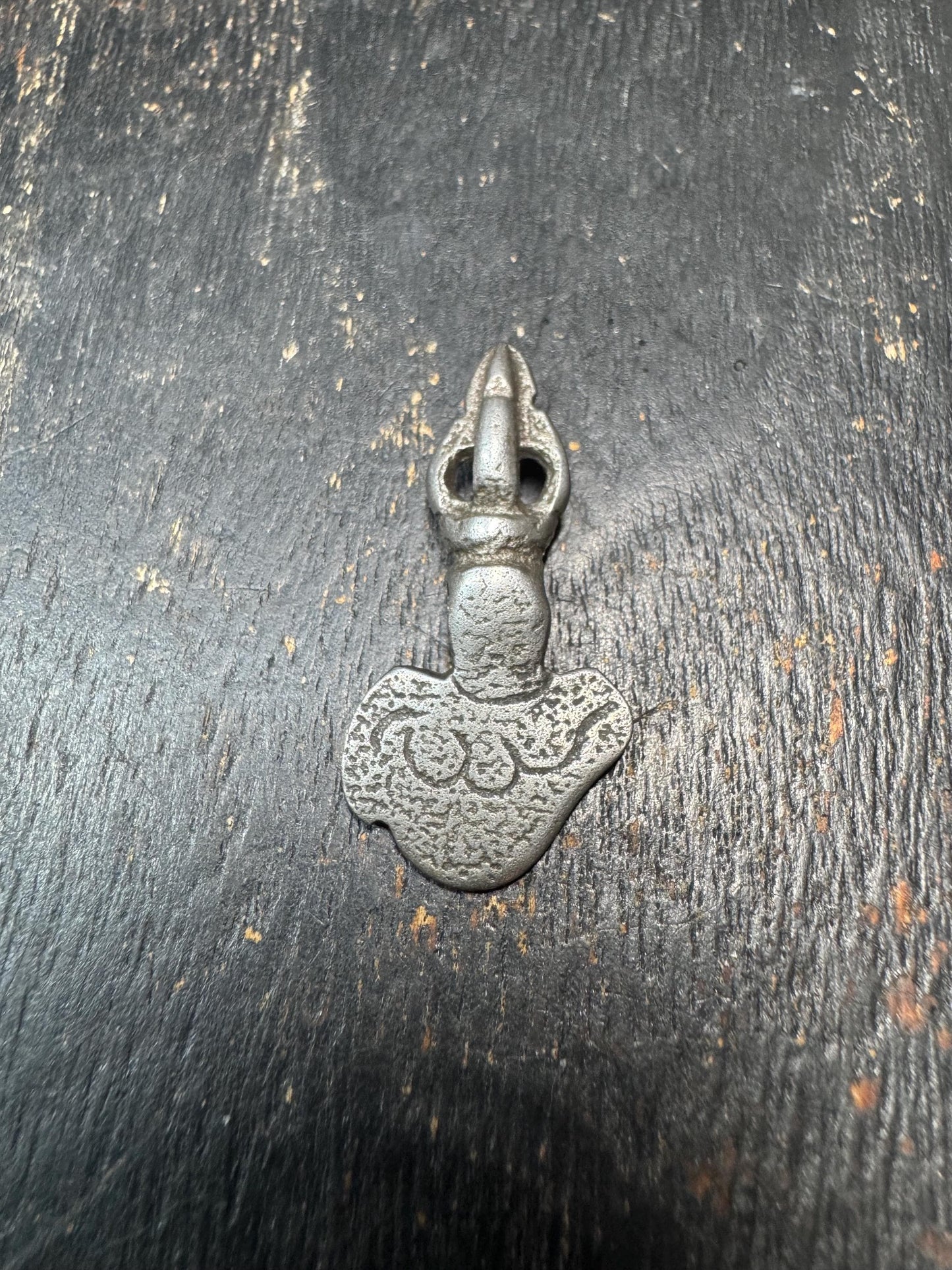 Tibetan Thokcha Iron Kartika Pendant – Ritual Crescent Knife Amulet – Himalayan Tantric Talisman – Protective Spiritual Pendant