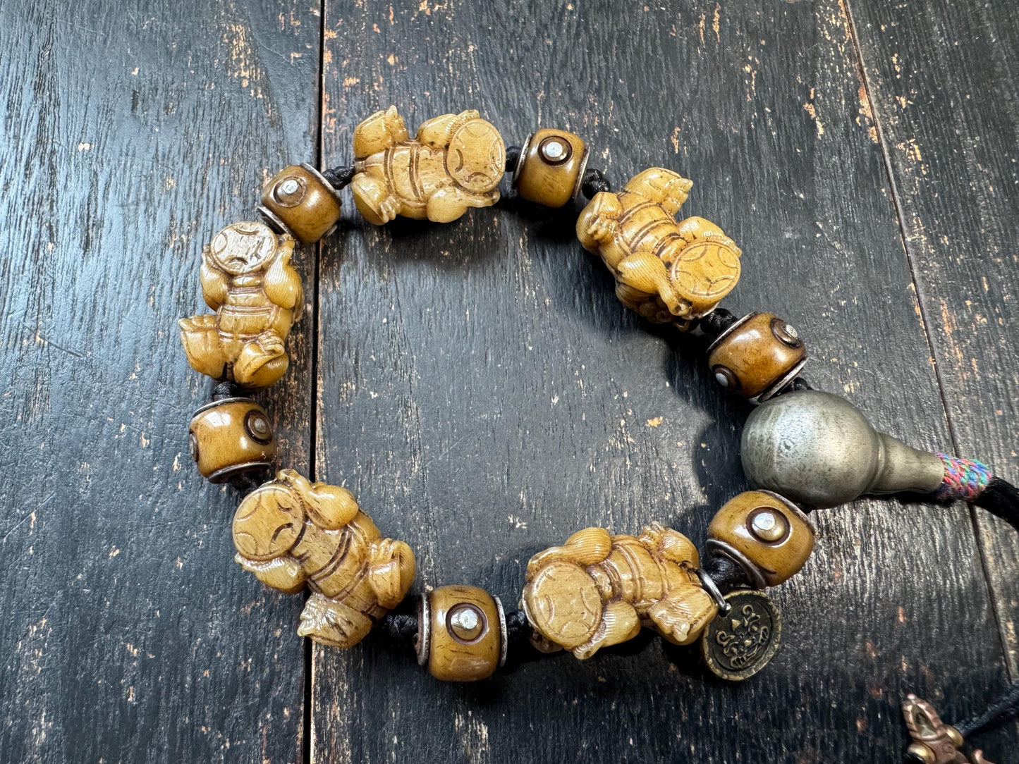 Tibetan Yak Bone Pixiu Bracelet with Brass Guru Bead, Hand Carved Fu Dog Wealth Talisman Bracelet, Tibetan Bone Bead Bracelet with Mantra Sp