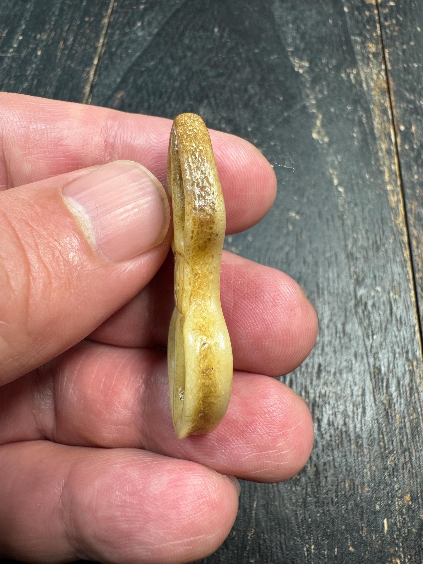 Hand Carved Yak Bone Vajra Pendant – Tibetan Dorje Amulet – Himalayan Spiritual Protection Talisman – Rustic Tribal Jewelry