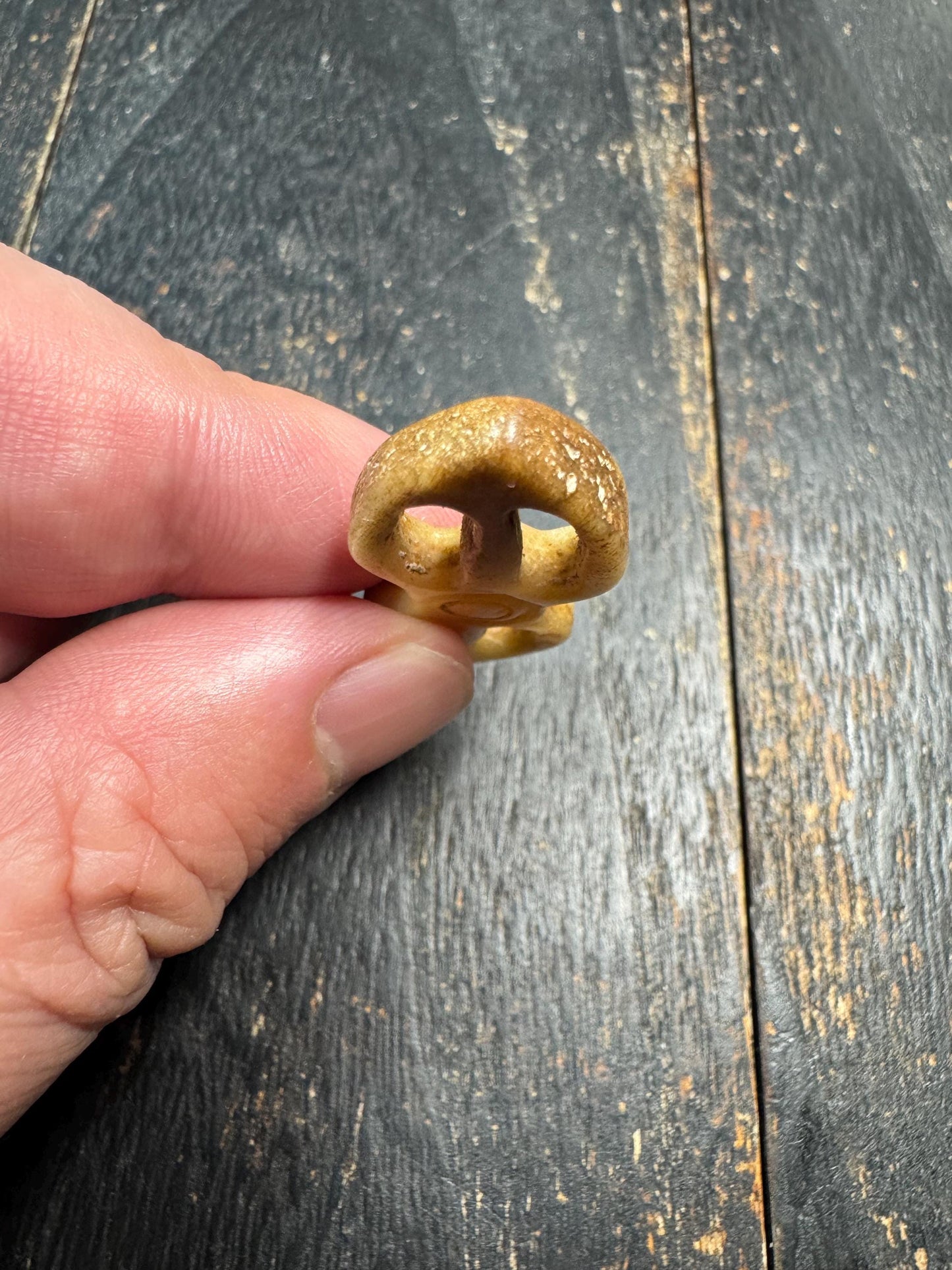 Hand Carved Yak Bone Vajra Pendant – Tibetan Dorje Amulet – Himalayan Spiritual Protection Talisman – Rustic Tribal Jewelry