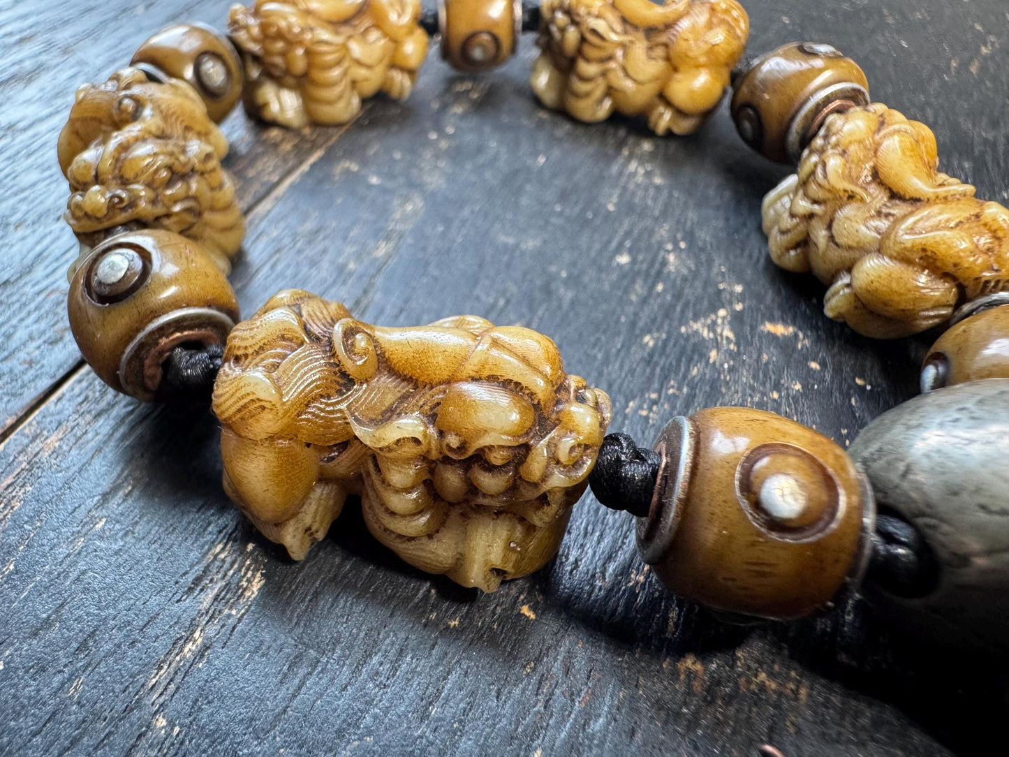 Tibetan Yak Bone Pixiu Bracelet with Brass Guru Bead, Hand Carved Fu Dog Wealth Talisman Bracelet, Tibetan Bone Bead Bracelet with Mantra Sp