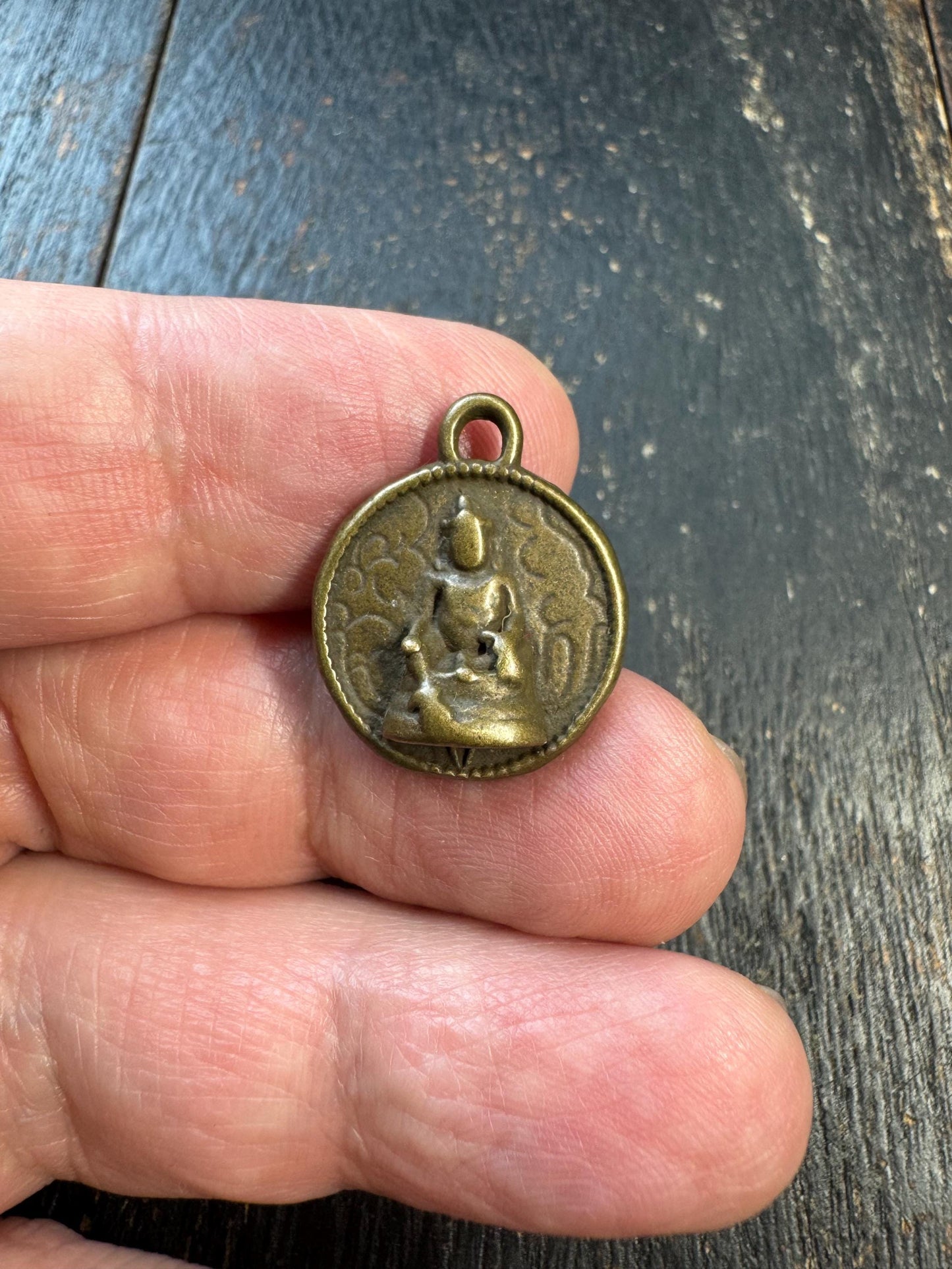 Vintage Tibetan Style Buddha Pendant – Brass Buddhist Amulet with Vajra Symbol, Meditation Buddha Talisman