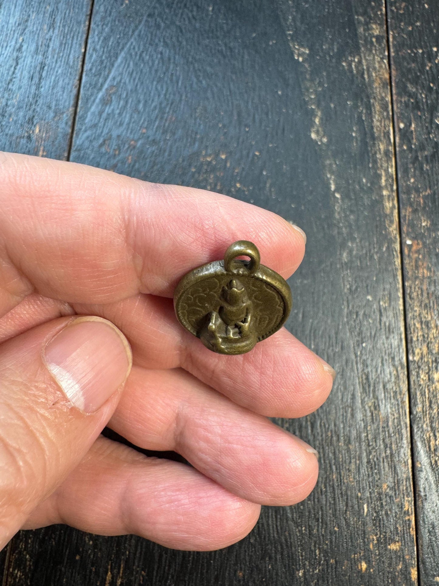 Vintage Tibetan Style Buddha Pendant – Brass Buddhist Amulet with Vajra Symbol, Meditation Buddha Talisman