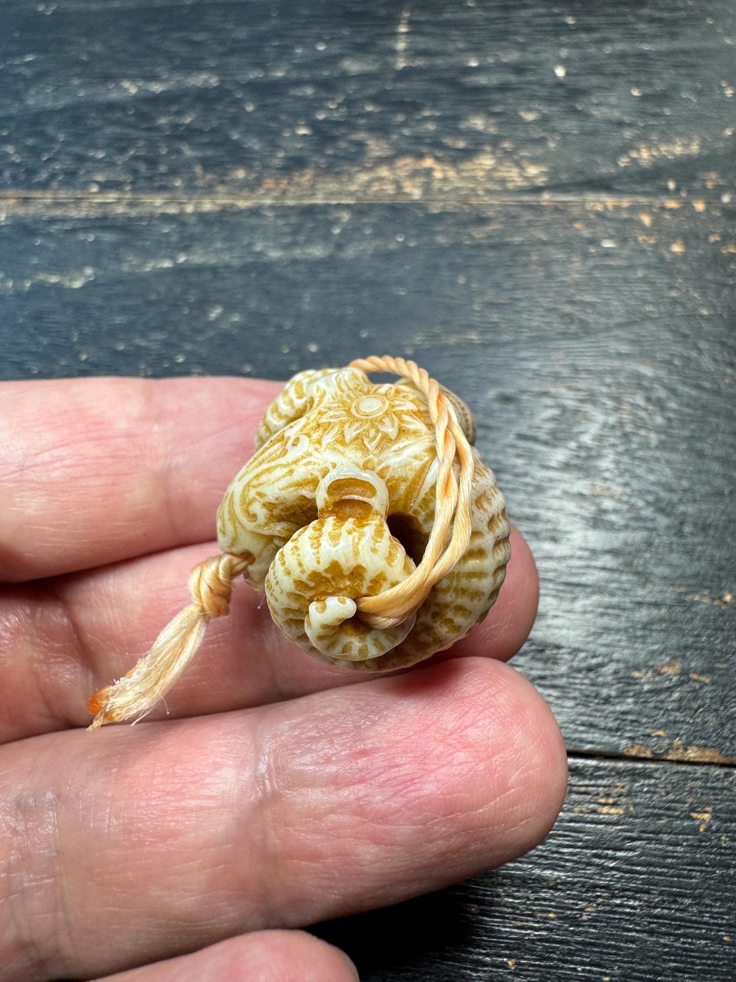Hand Carved Deer Antler Ram Guru Bead – Tibetan Style Ram Head Focal Bead, Natural Antler Mala Centerpiece, Rustic Tribal Jewelry Making Sup