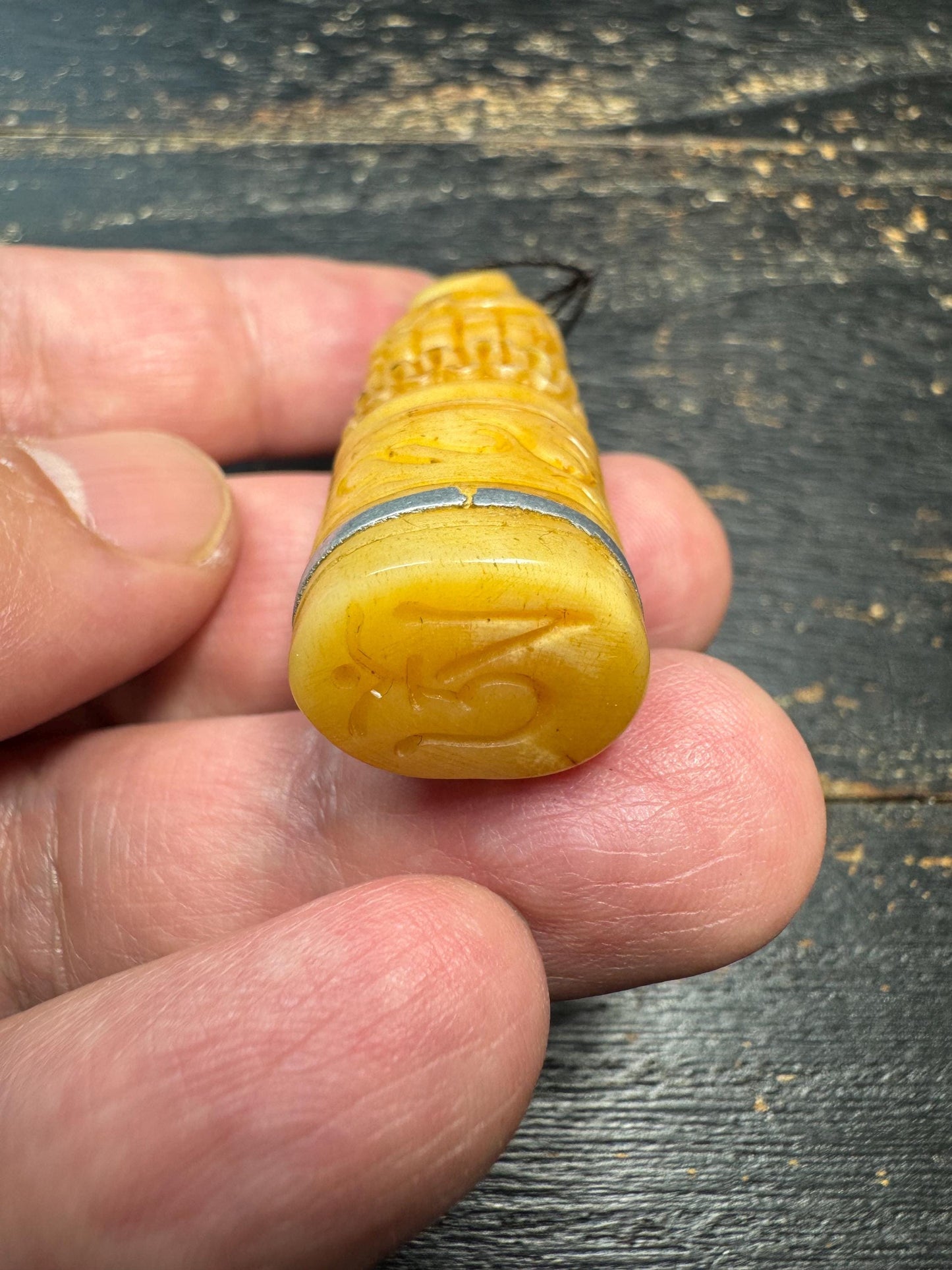 Tibetan Yak Bone Skull Amulet Pendant with Om Seal Base – Hand Carved Charnel Ground Talisman, Buddhist Protection Charm, Ritual Stamp Penda