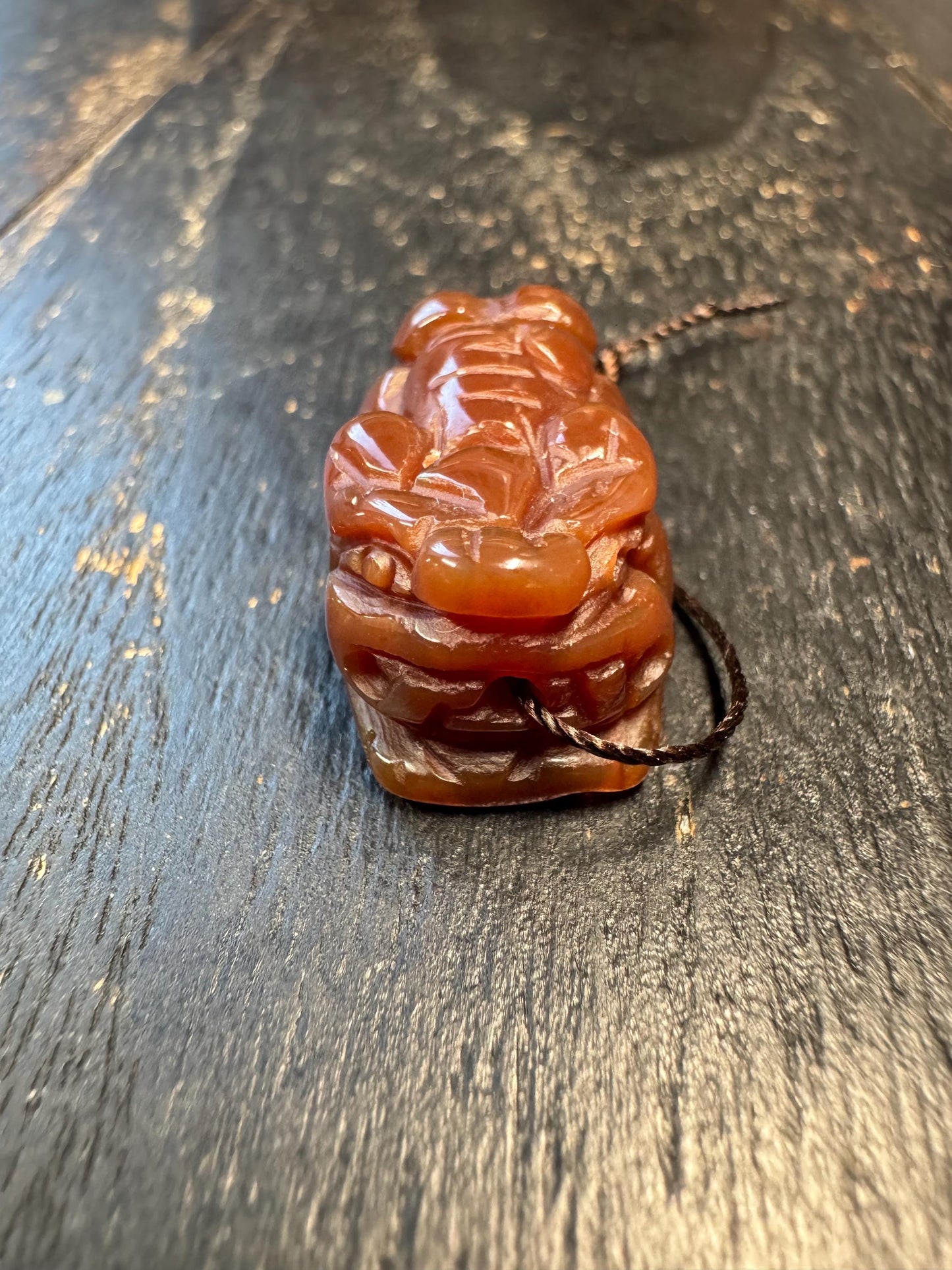Red Carnelian Pixiu Amulet Pendant – Hand Carved Feng Shui Wealth Talisman – Chinese Guardian Beast Charm – Small Protective Necklace Bead