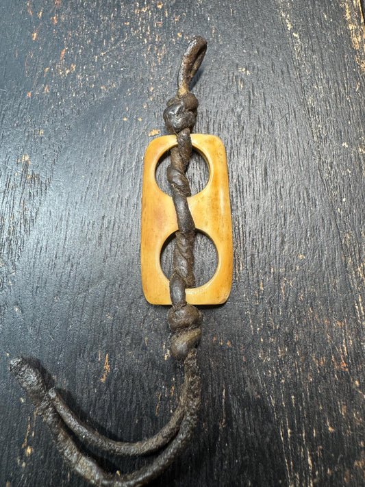 Vintage Tooth Pendant with Old Leather Cord – Tribal Minimalist Talisman Necklace, Ethnic Mala Accessory