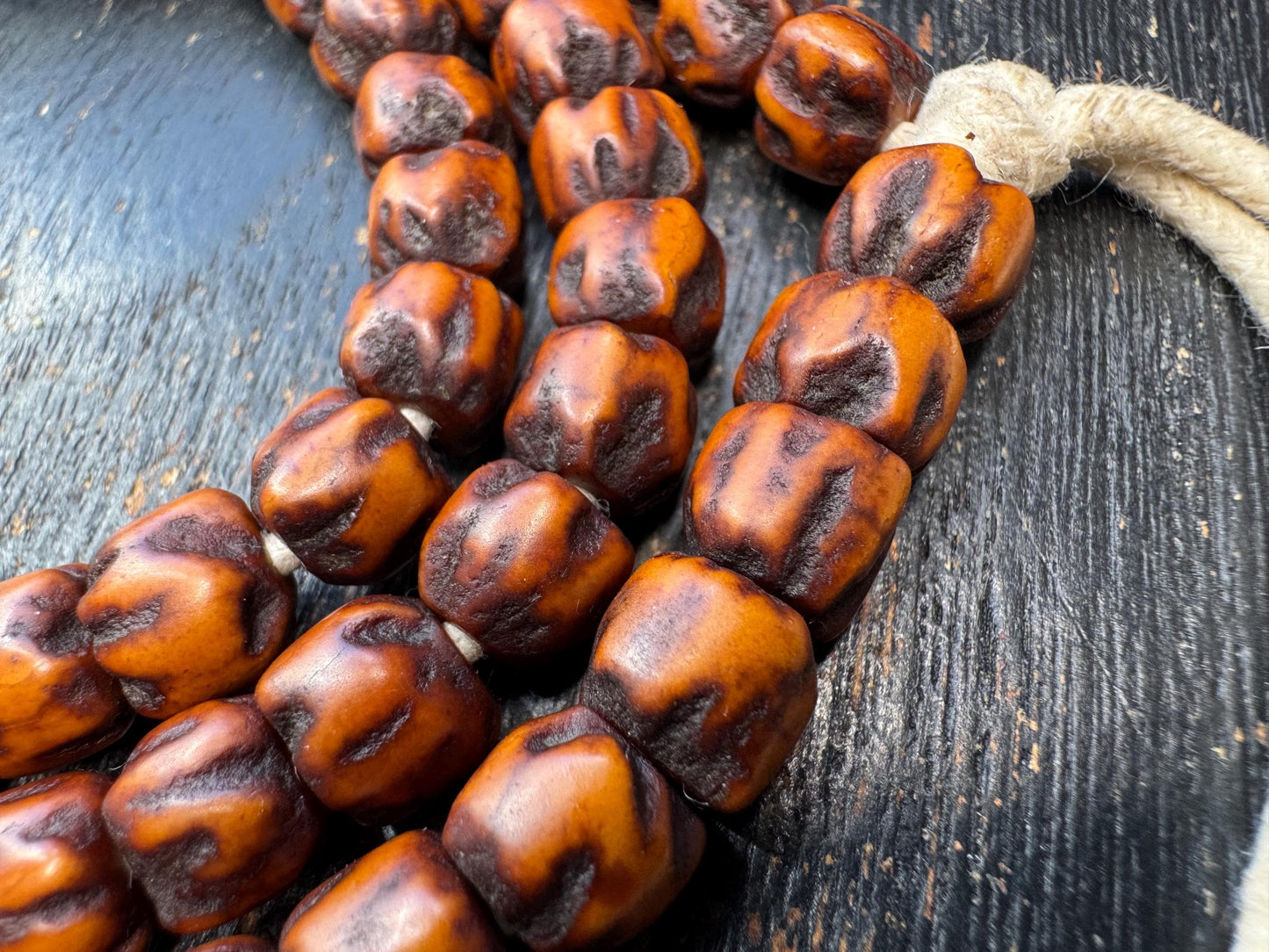 108 Passion Seed Bodhi (Baixiangzi) Mala Necklace – Aged Patina 8–8.5mm Beads – 30” Meditation Prayer Beads – Natural Bodhi Mala