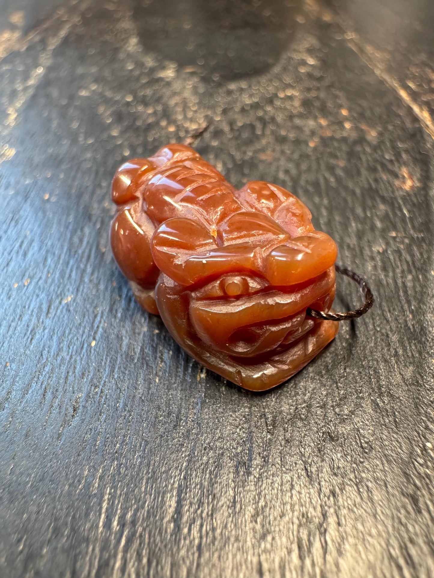 Red Carnelian Pixiu Amulet Pendant – Hand Carved Feng Shui Wealth Talisman – Chinese Guardian Beast Charm – Small Protective Necklace Bead