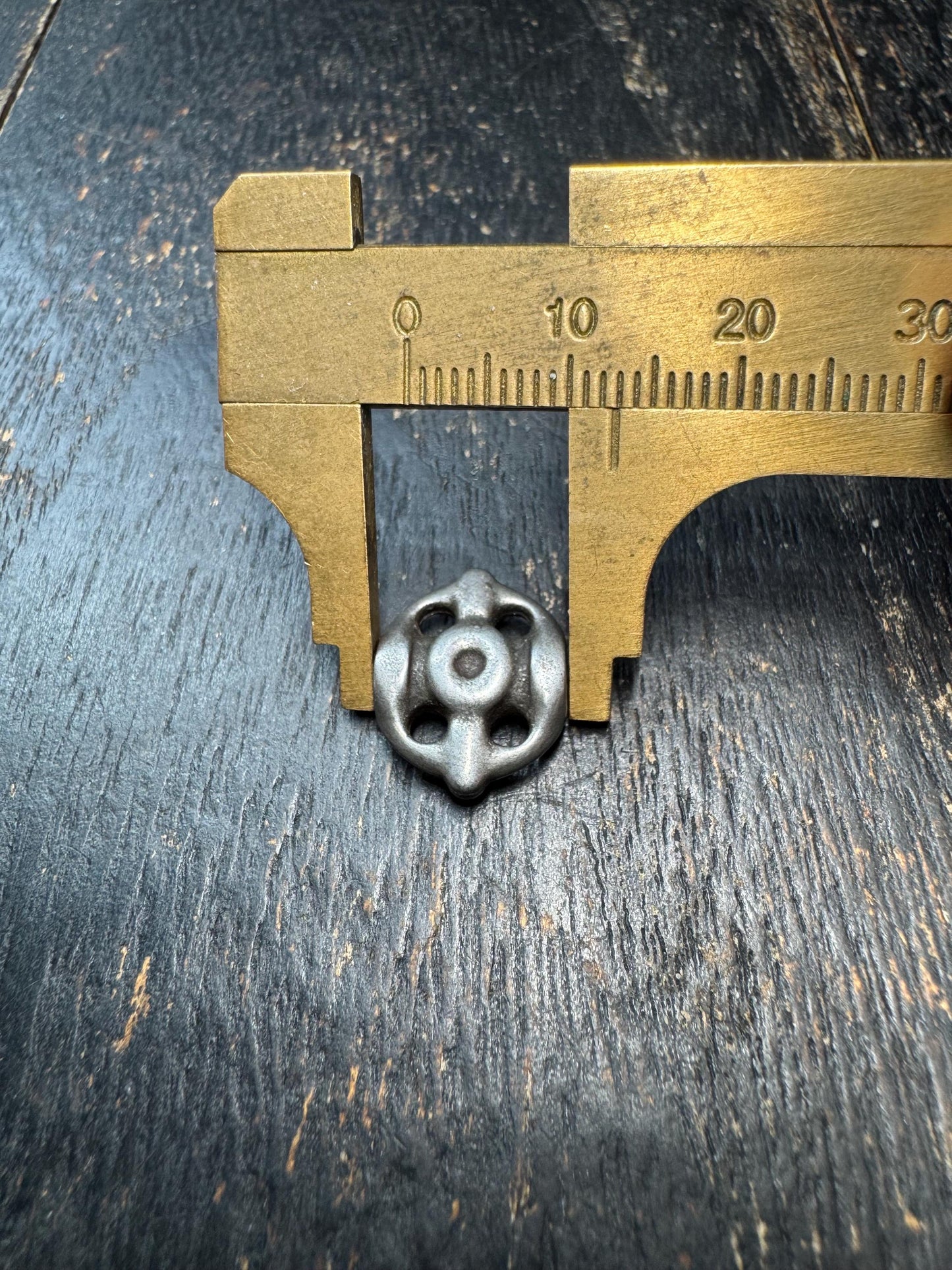 Tibetan Five Eyes Six Powers Amulet Bead – Thogchag Style Iron Back Cloud Connector, Mandala Spacer for Mala Making