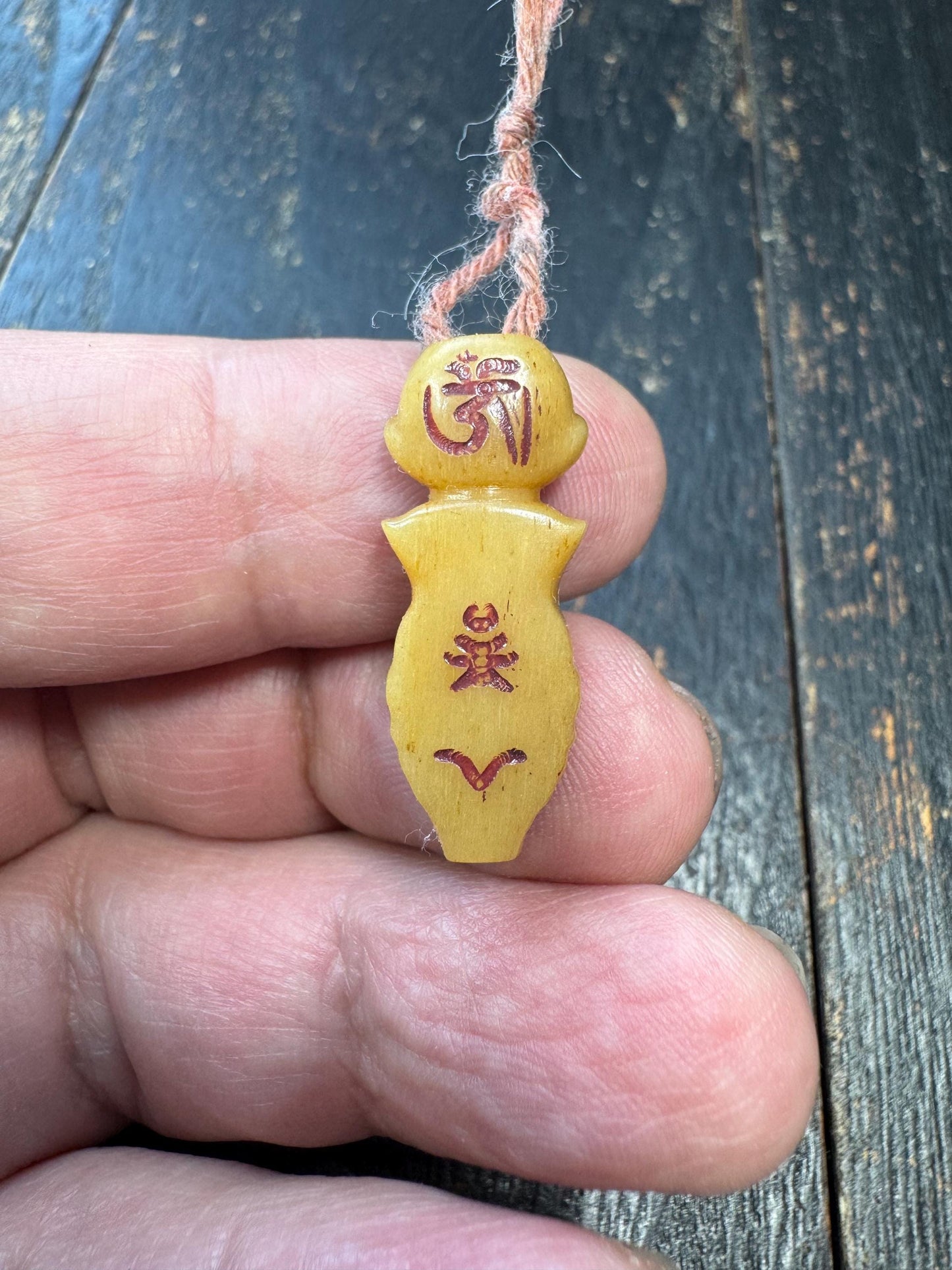 Tibetan Yak Bone Skull Bead – Hand Carved Citipati Style – Om Mani Padme Hum Mantra – Small Buddhist Pendant / Mala Bead