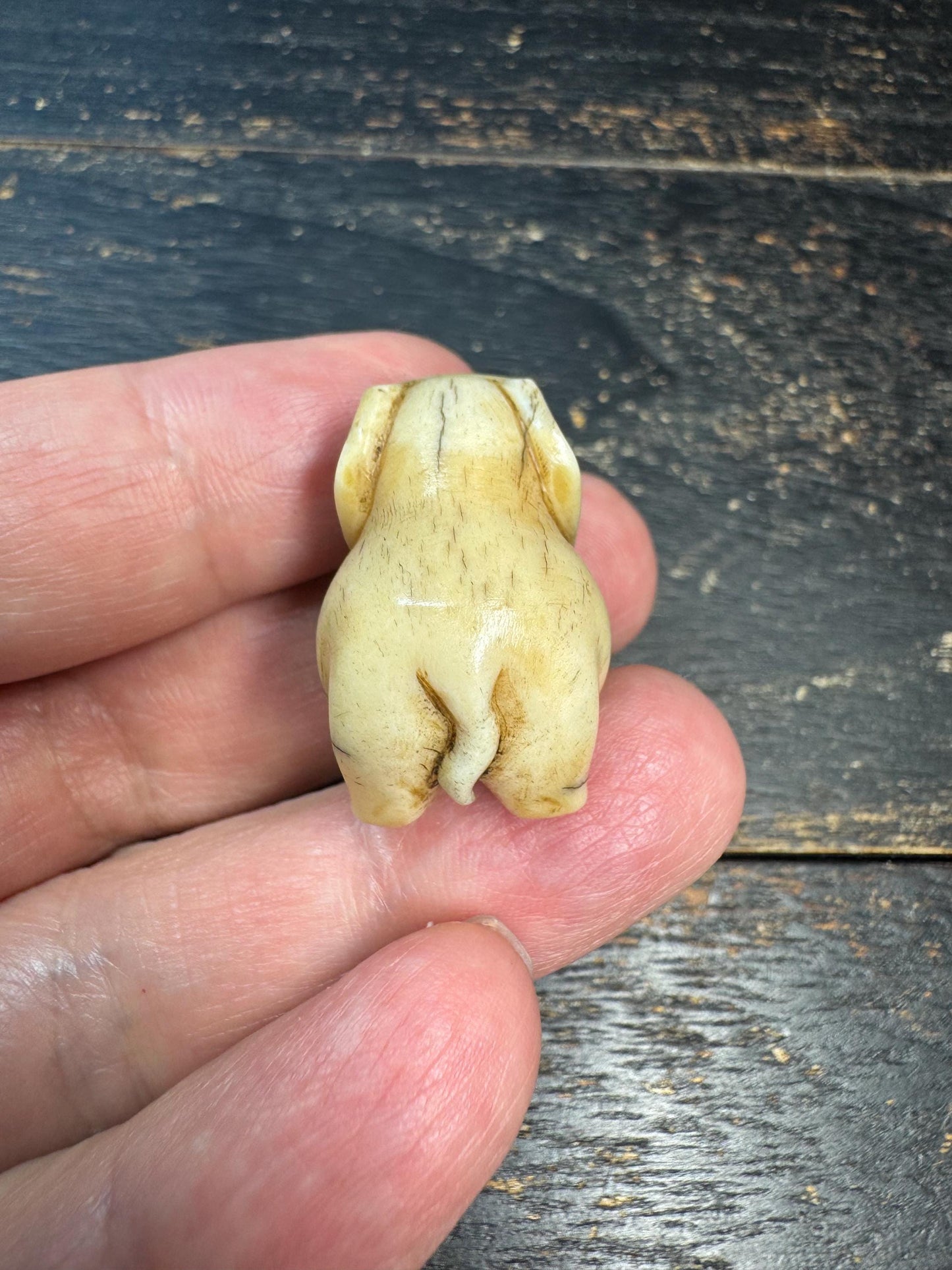 Hand Carved Deer Antler Elephant Pendant, Mini Elephant Figurine, Animal Charm, Natural Antler Carving, Lucky Elephant Gift