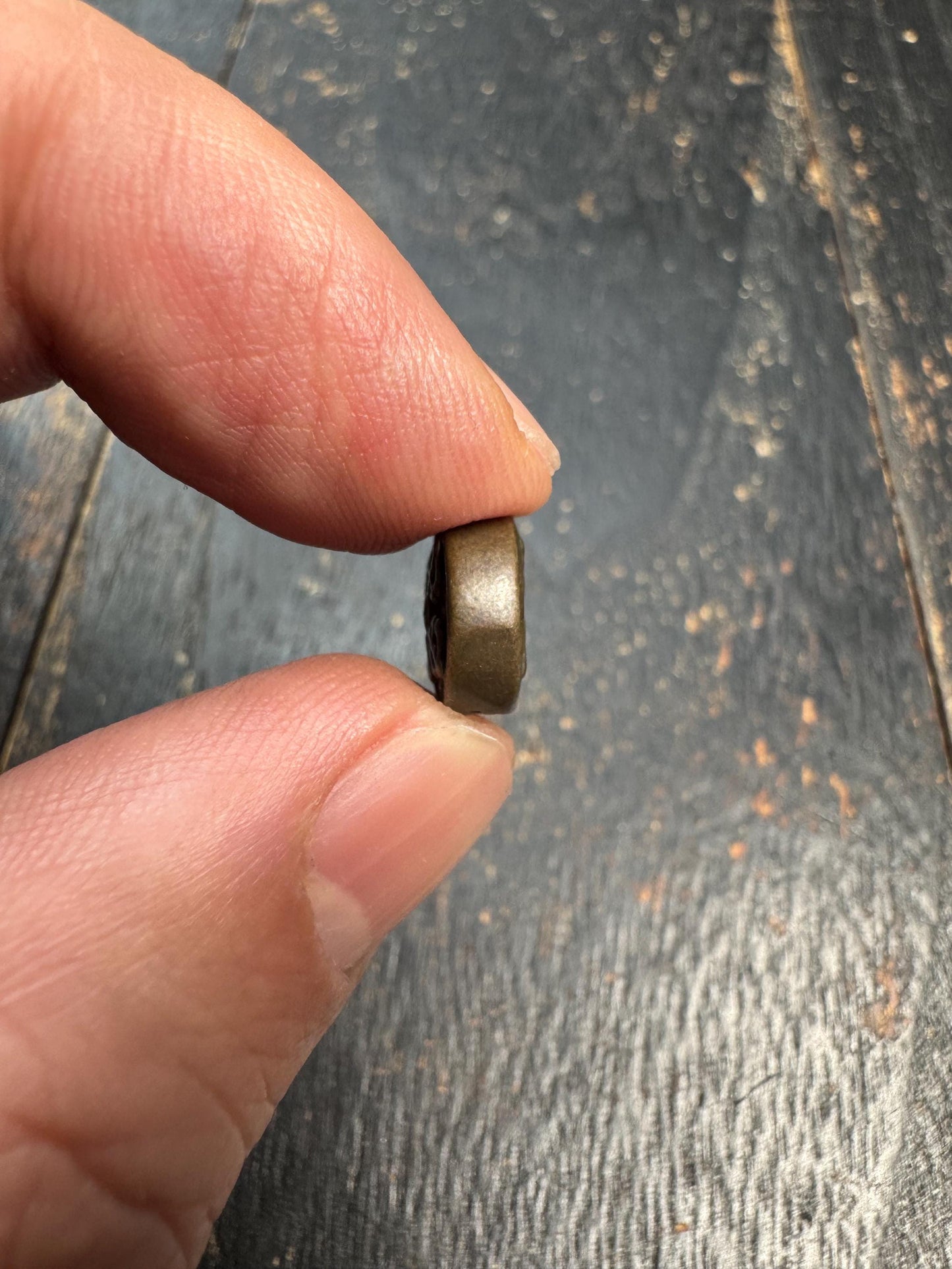Tibetan Brass Spacer Bead – Vajra Symbol Round Bead – Antique Style Mala Bead – Jewelry Making Supply
