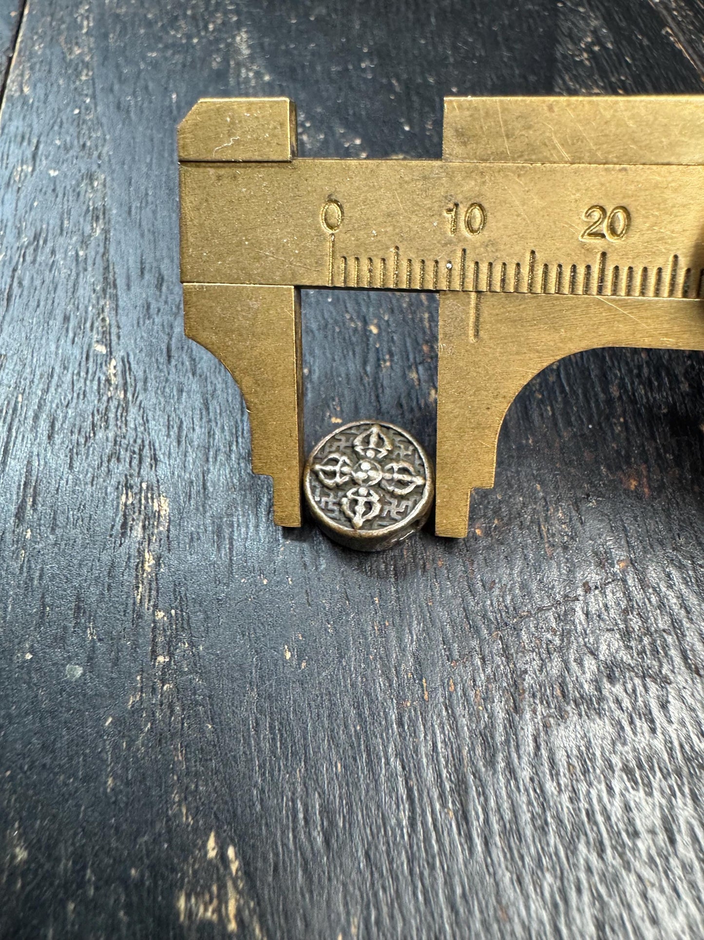 Tibetan Brass Spacer Bead – Vajra Symbol Round Bead – Antique Style Mala Bead – Jewelry Making Supply