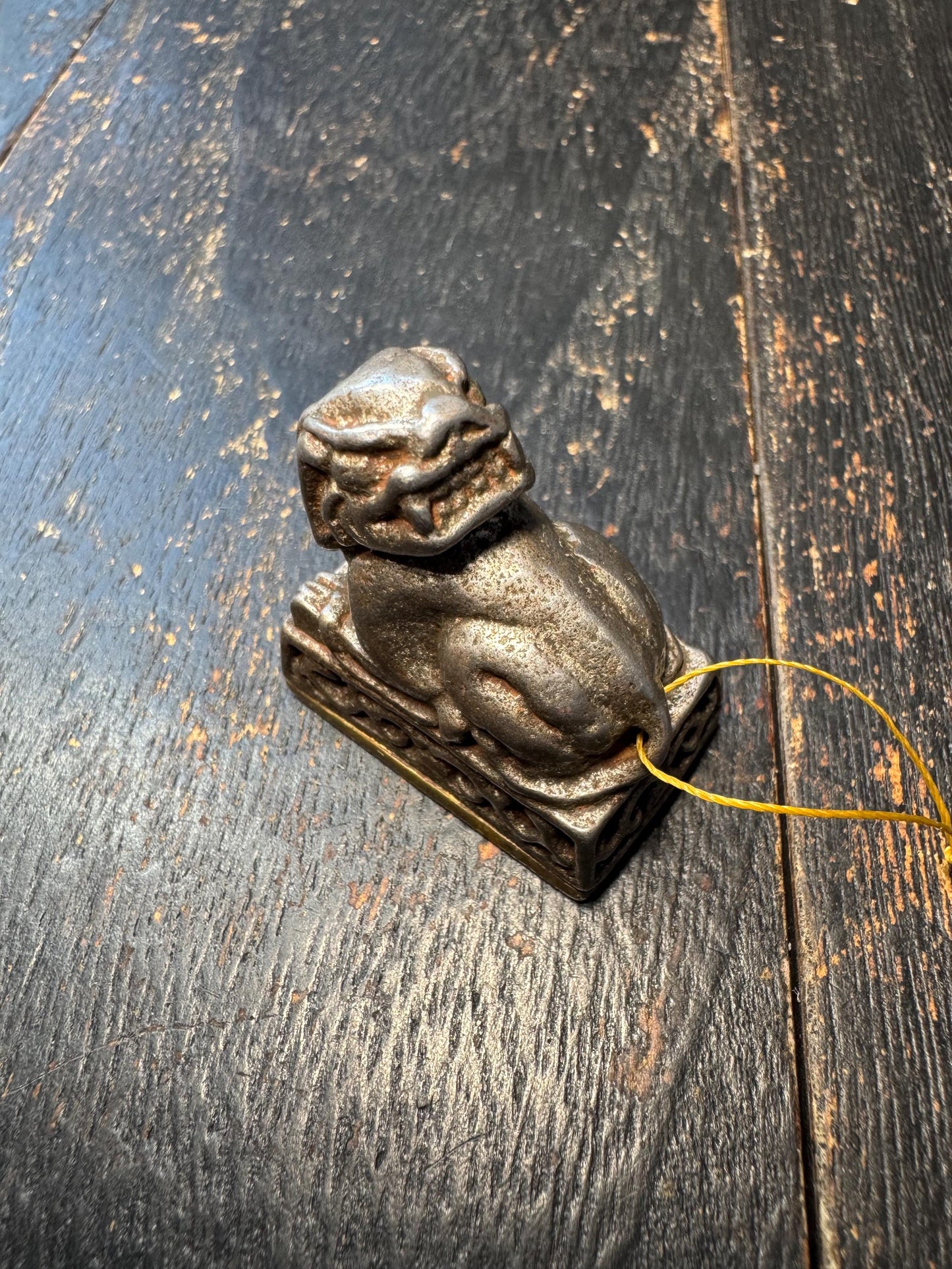 Vintage Tibetan Snow Lion Seal Stamp – Iron Buddhist Ritual Seal, Himalayan Guardian Lion Chop, Antique Style Collectible