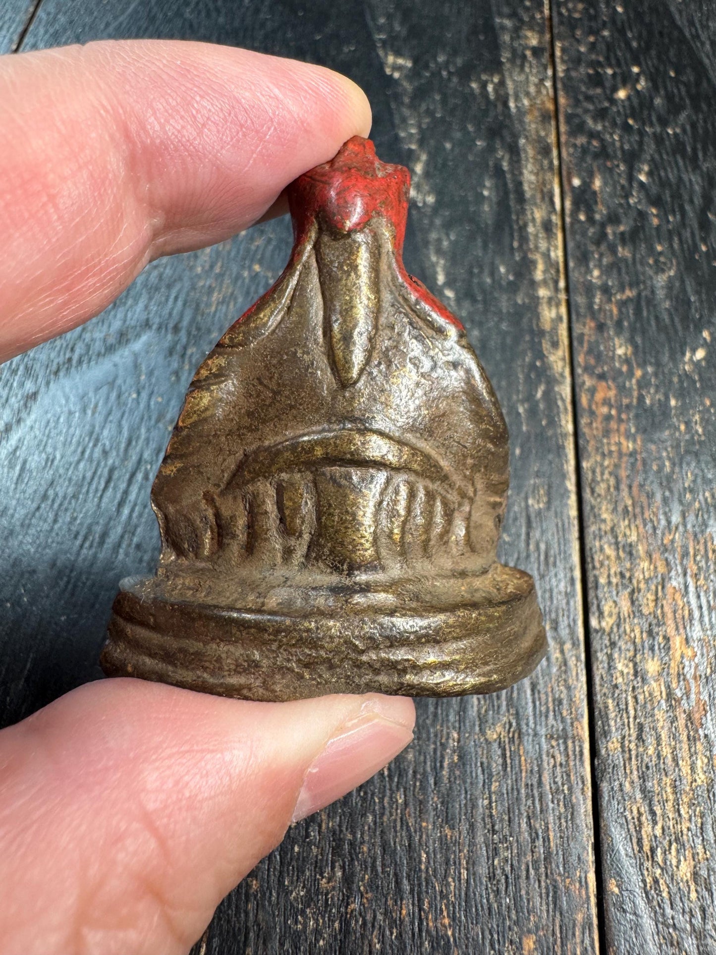 Vintage Tibetan Bronze Lama Statue – Tsongkhapa Style Guru Figurine – Small Buddhist Altar Sculpture with Red Pigment