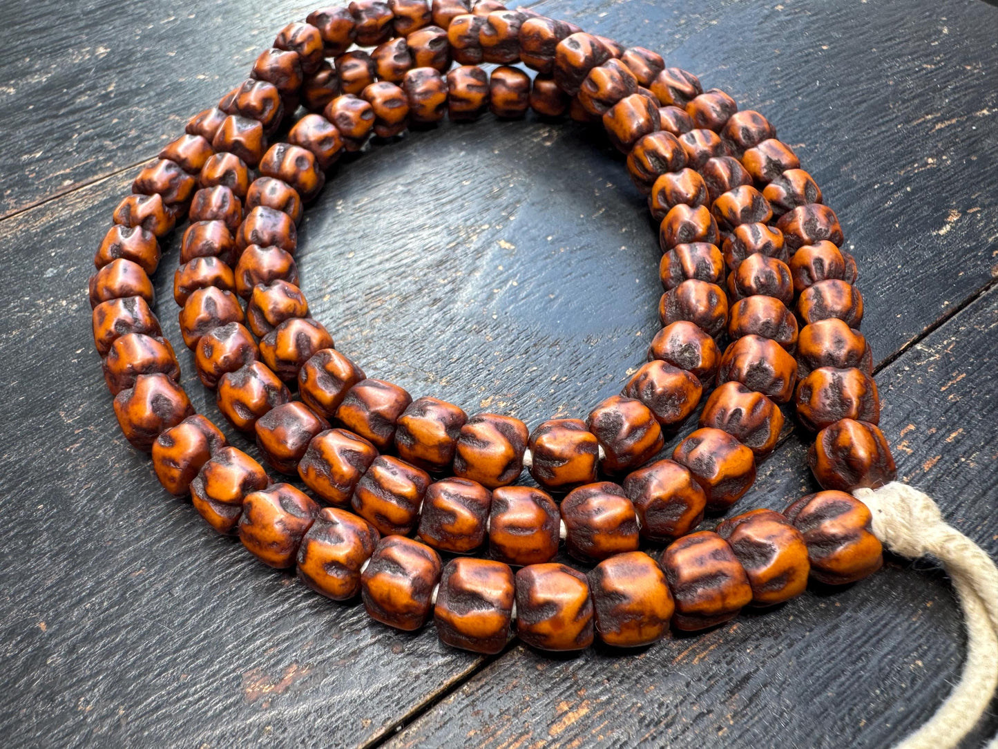 108 Passion Seed Bodhi (Baixiangzi) Mala Necklace – Aged Patina 8–8.5mm Beads – 30” Meditation Prayer Beads – Natural Bodhi Mala