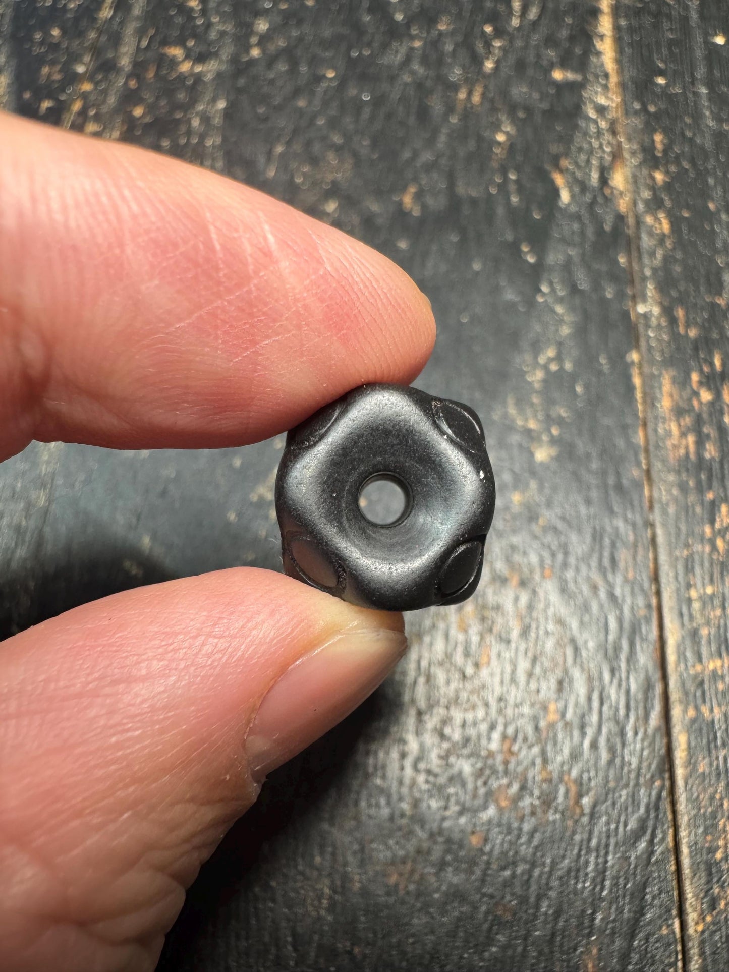 Carved Black Stone Spacer Bead – Tibetan Style Mala Divider Bead – Matte Finish Geometric Bead – Jewelry Making Supply