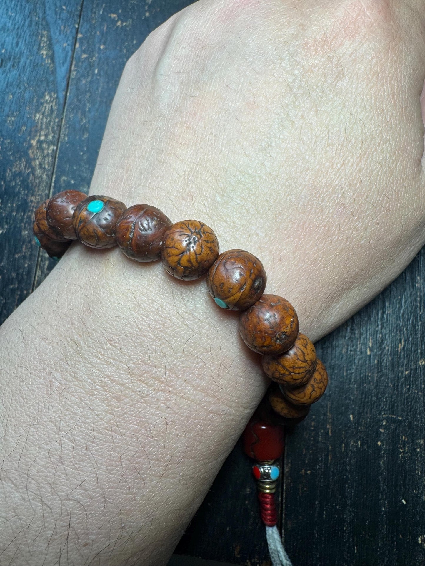 Bodhi Seed Bracelet with Resin Skull Guru Bead | Tibetan Style Mala Bracelet | Turquoise Inlay Prayer Beads | Adjustable Wrist Mala