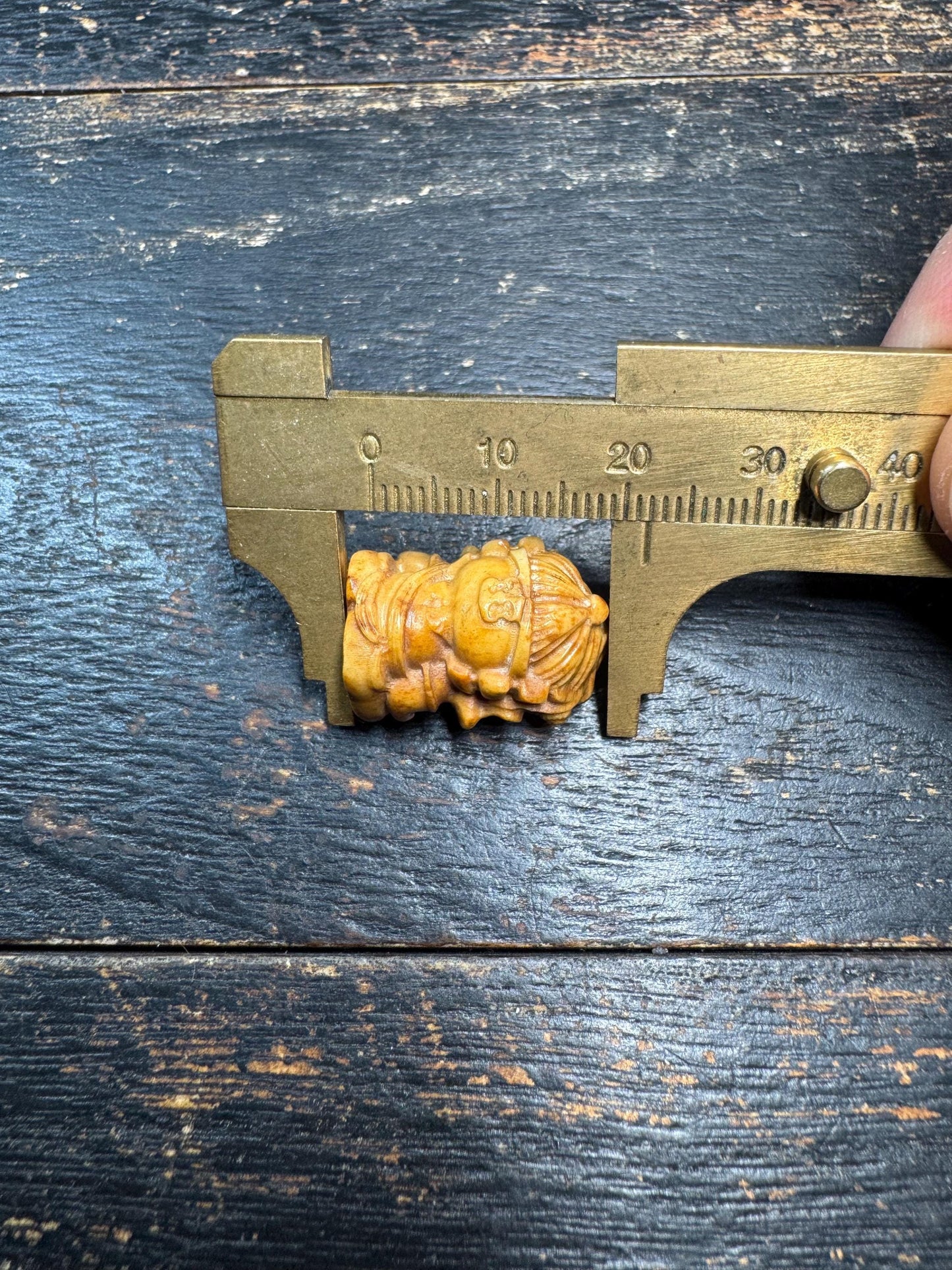 Hand Carved Deer Antler Mahakala Bead, Tibetan Mahakala Guru Bead, Mini Protector Deity Carving, Himalayan Amulet Pendant
