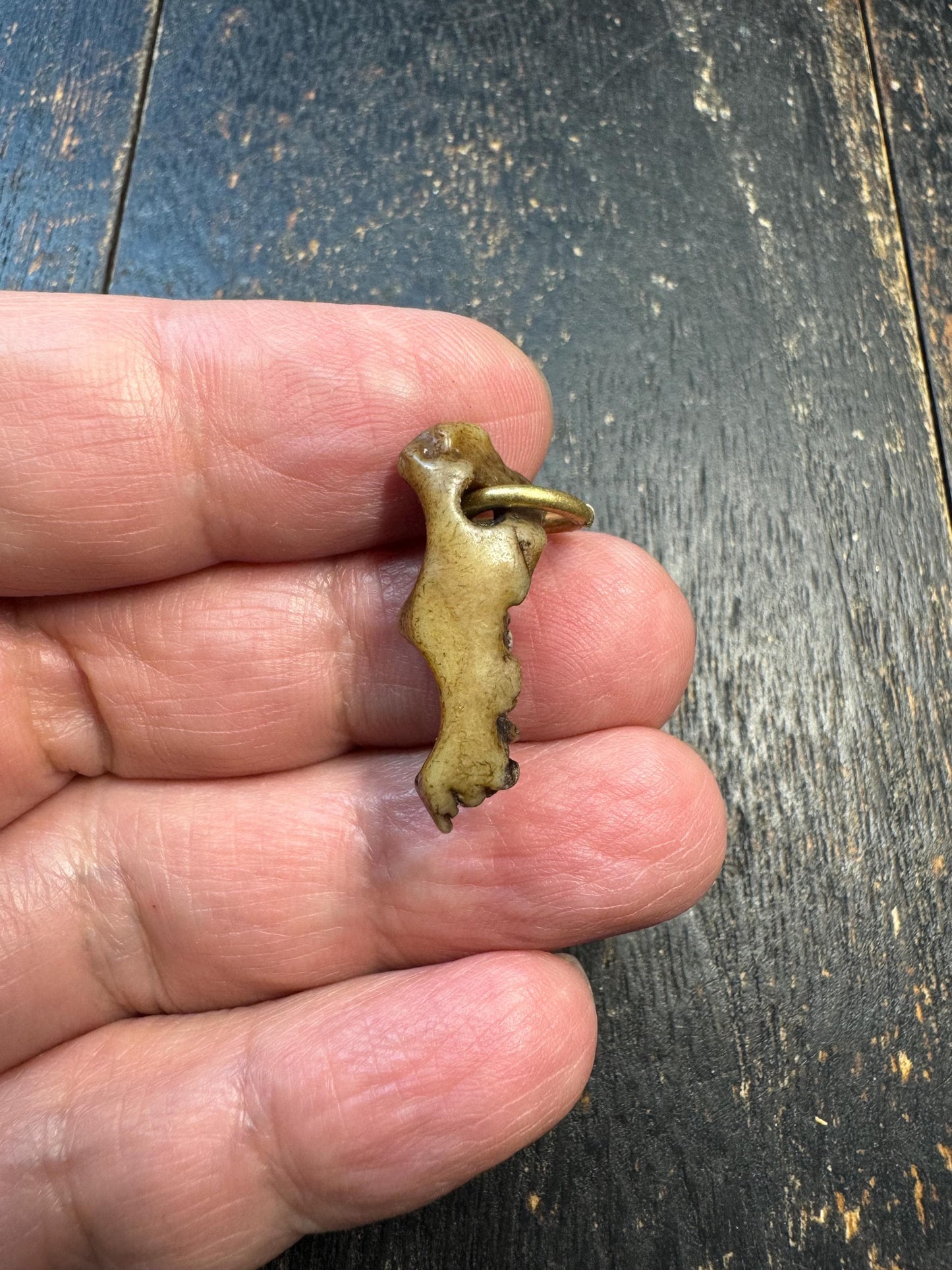 Tantric Yak Bone Amulet – Hand Carved Vertebra Style Pendant, Tibetan Ritual Talisman, Primitive Spiritual Protection Charm