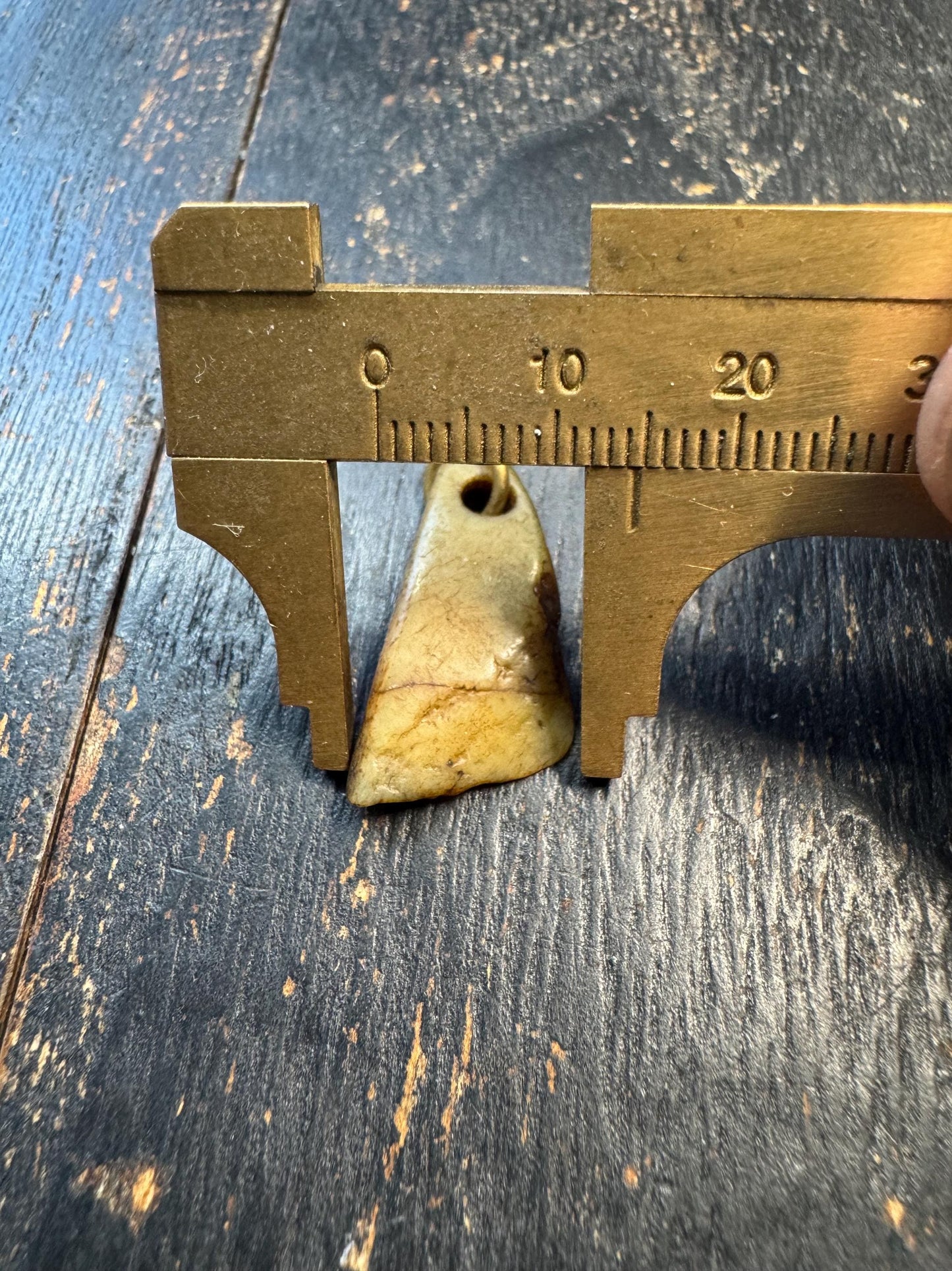 Primitive Tantric Yak Bone Amulet – Hand Carved Tibetan Bone Talisman, Tribal Spiritual Protection Pendant, Raw Ritual Charm