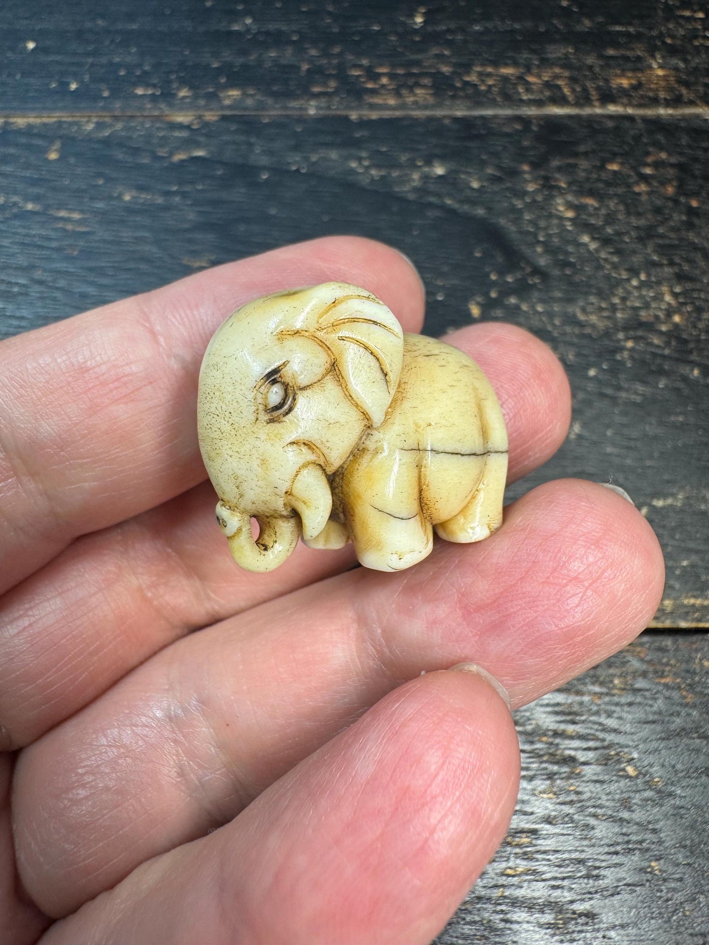 Hand Carved Deer Antler Elephant Pendant, Mini Elephant Figurine, Animal Charm, Natural Antler Carving, Lucky Elephant Gift