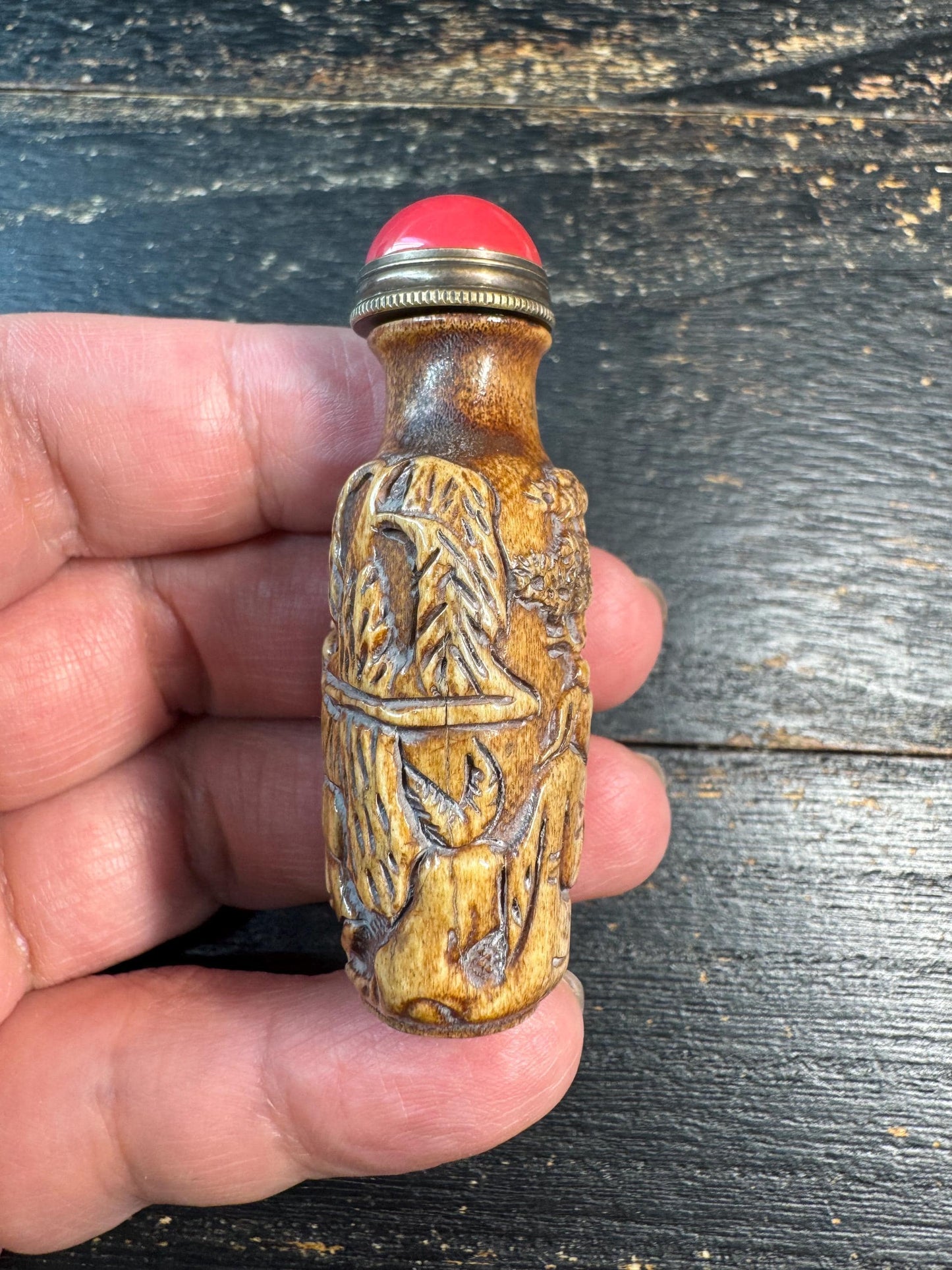 Hand Carved Deer Antler Snuff Bottle, Chinese Sage Scene Mini Bottle, Red Top Stopper, Folk Art Collector Decor