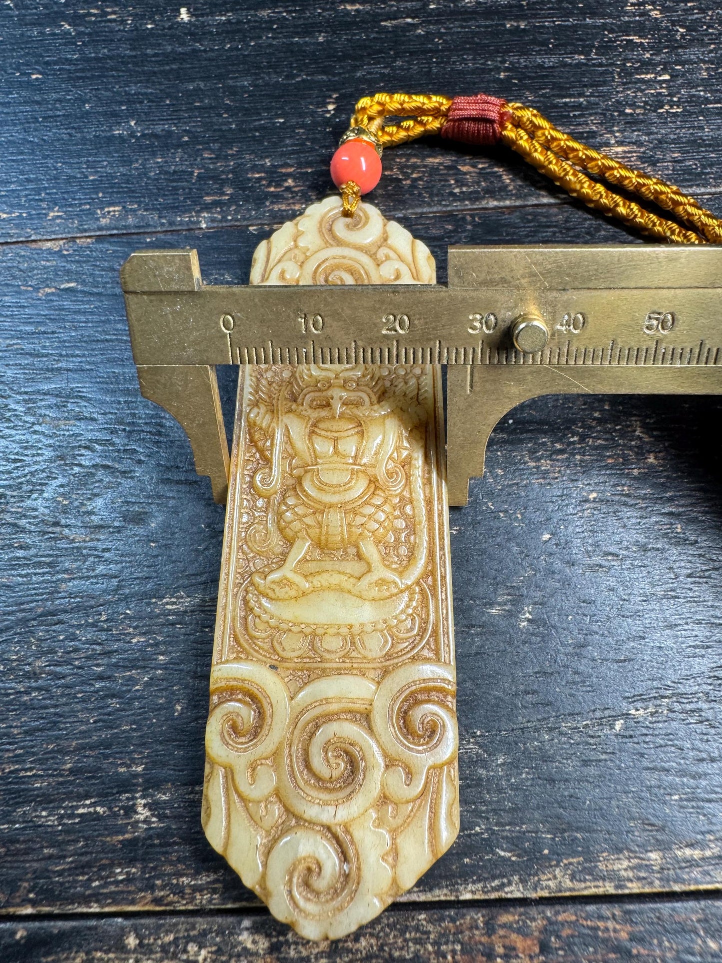 Yak Bone Garuda Pendant Necklace – Hand Carved Tibetan Buddhist Protector Amulet, Himalayan Talisman with Cord