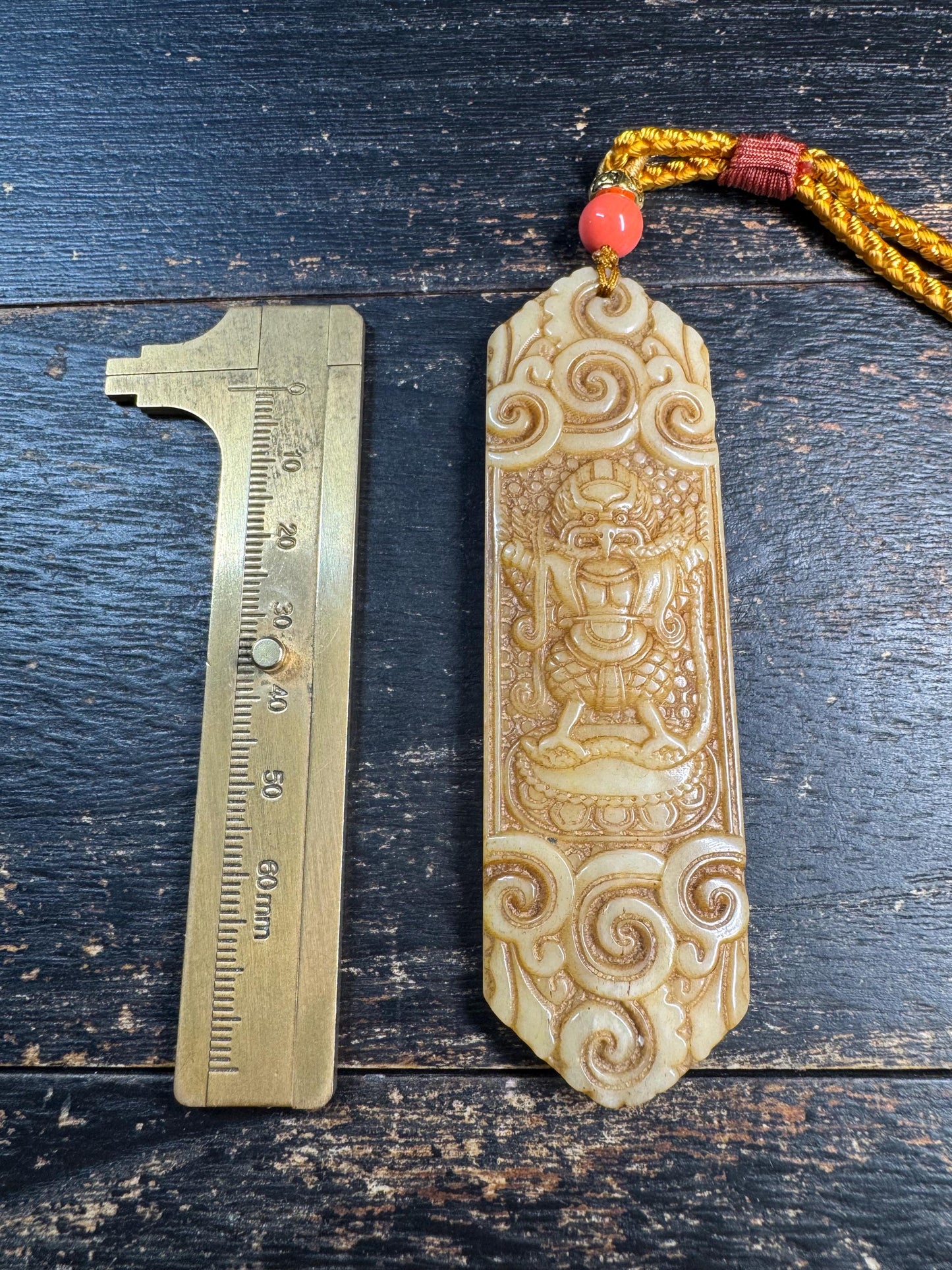 Yak Bone Garuda Pendant Necklace – Hand Carved Tibetan Buddhist Protector Amulet, Himalayan Talisman with Cord