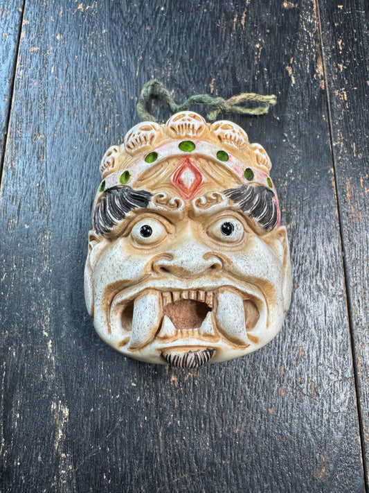 Antique Style Deer Antler Carved Vajra Protector Mask Pendant – Hand Carved Guangcai Polychrome, Wrathful Guardian Amulet