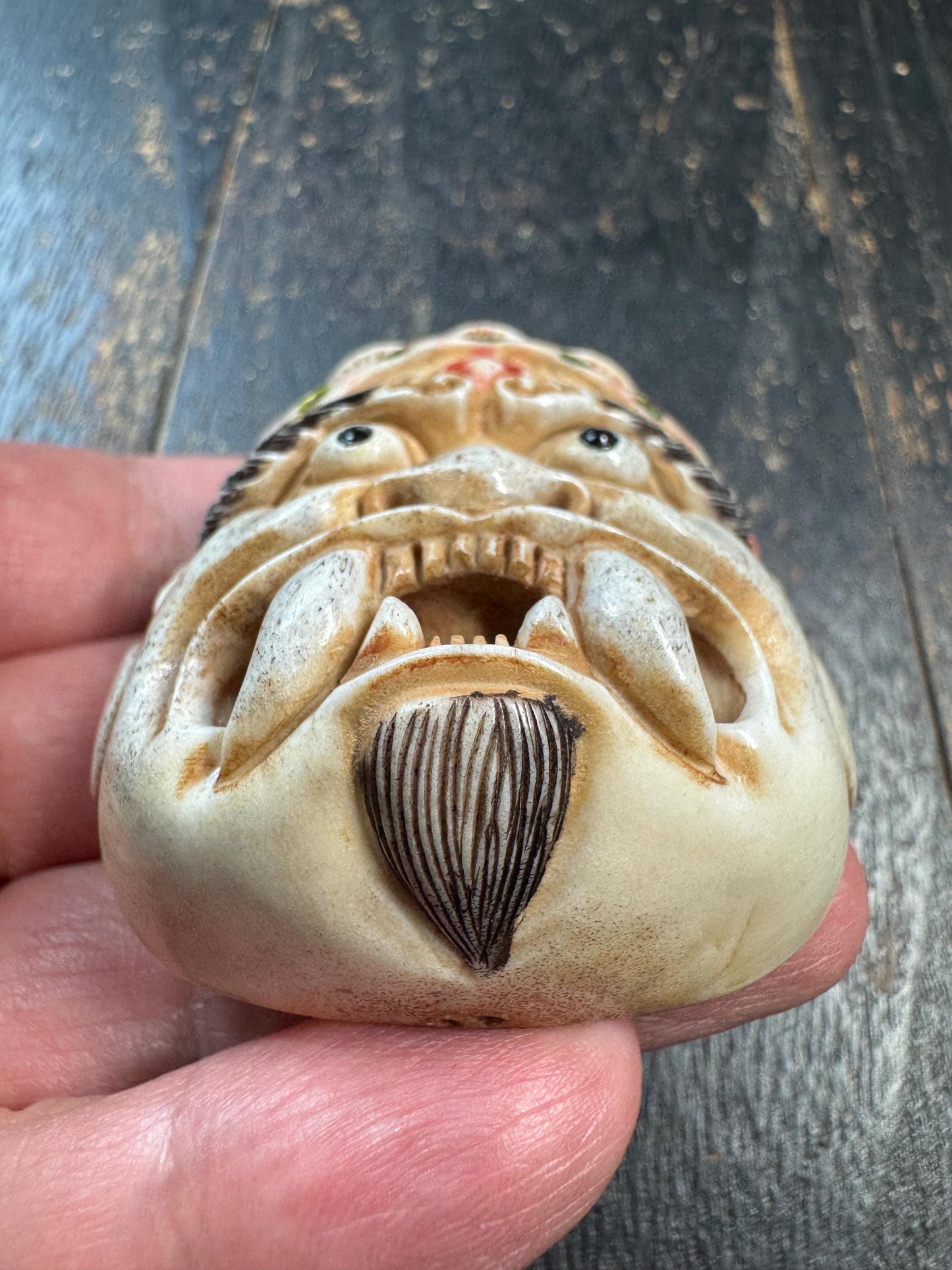 Antique Style Deer Antler Carved Vajra Protector Mask Pendant – Hand Carved Guangcai Polychrome, Wrathful Guardian Amulet