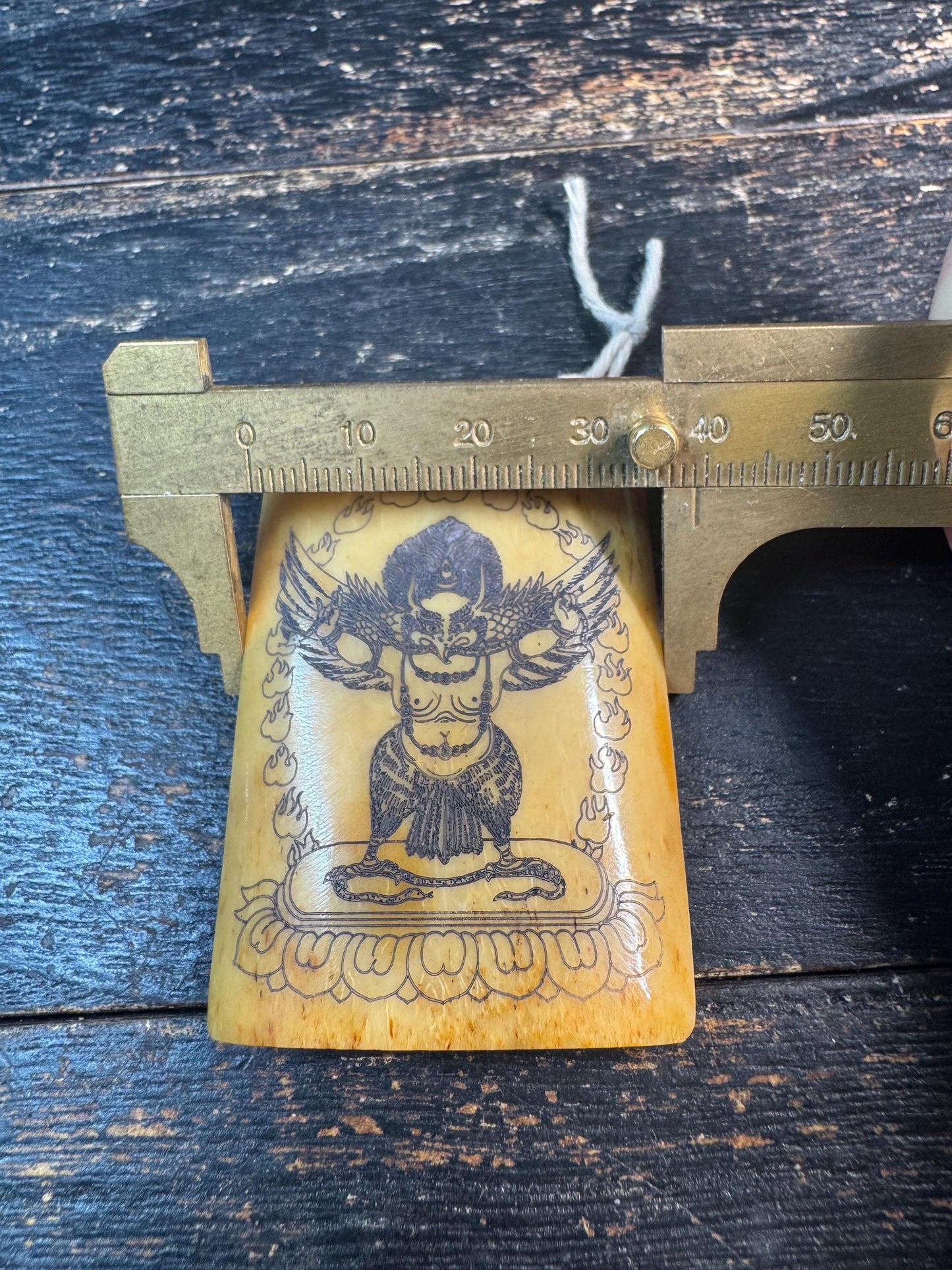 Hand Carved Yak Bone Garuda Pendant, Line Engraving Tibetan Amulet, Himalayan Protective Talisman, Tribal Spiritual Necklace Charm
