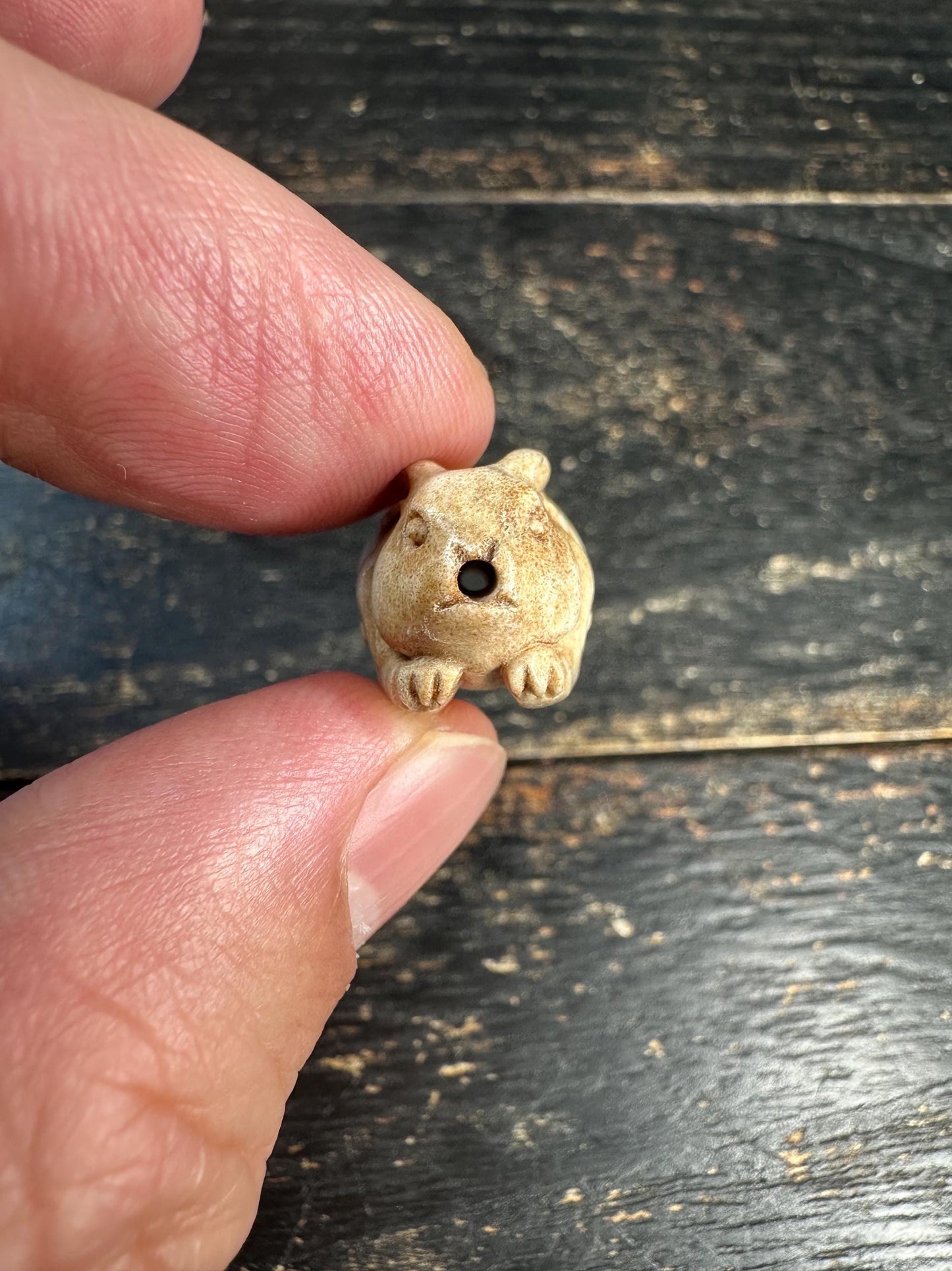 Hand Carved Deer Antler Rabbit Bead Pendant, Mini Bunny Charm, Natural Antler Amulet, Handmade Animal Bead for Necklace or Mala