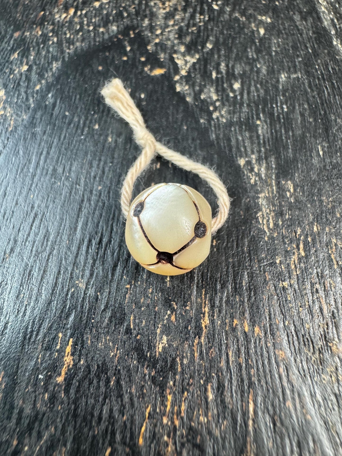Hand Carved Shell Bead with Connected Mantra Dots, Natural Shell Spacer Bead, Symbolic Jewelry Bead, Mala Spacer, DIY Bracelet Necklace Bead