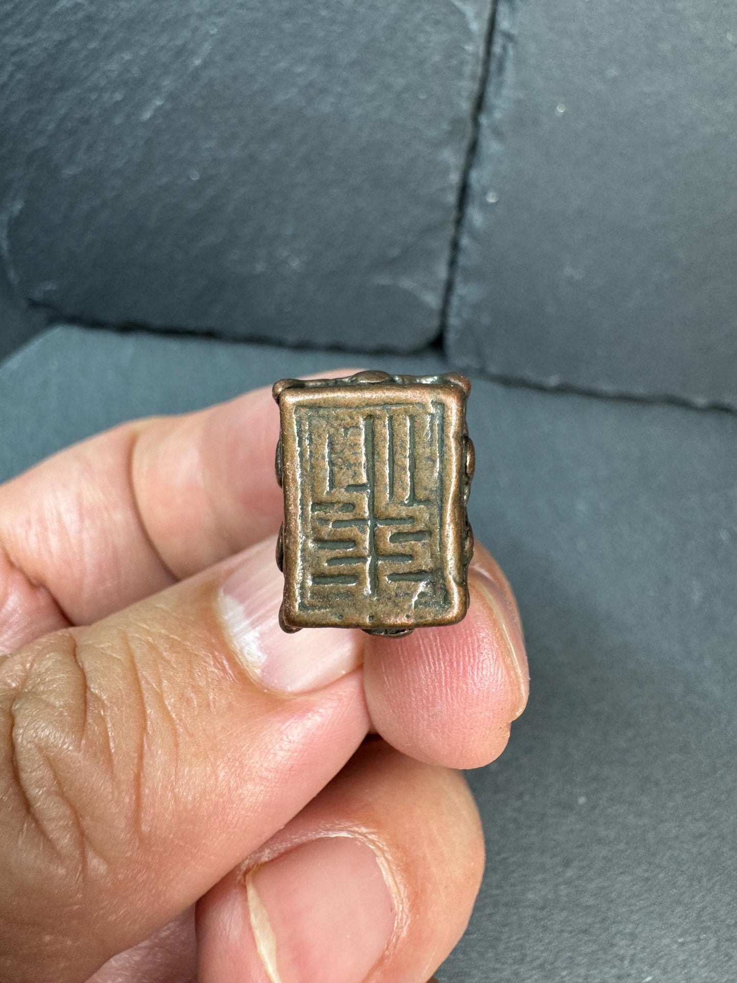 Vintage Brass Mythical Beast Seal – Mini Guardian Creature Stamp – Rustic Asian Amulet – Small Collectible Talisman