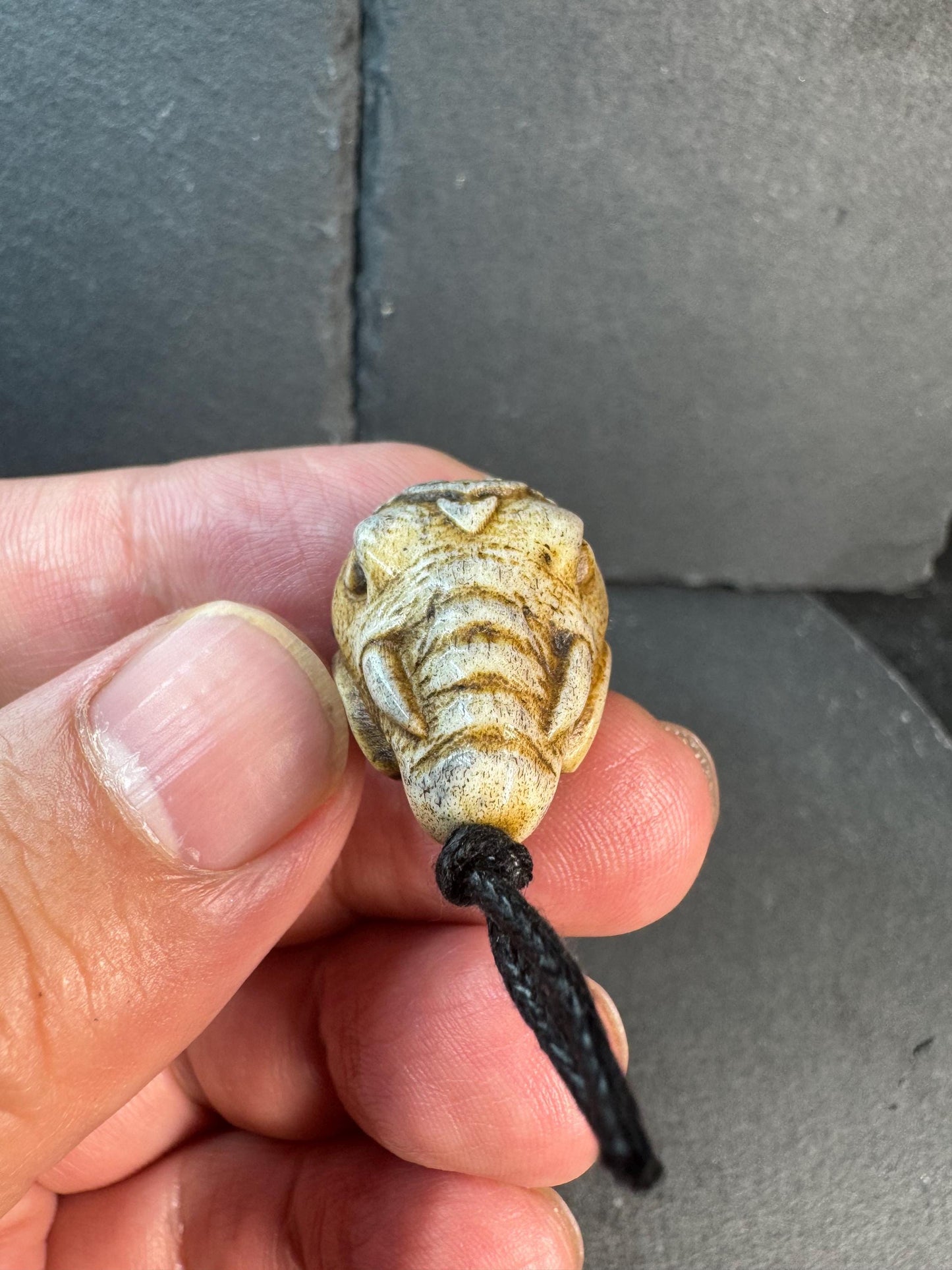 Hand Carved Deer Antler Ganesha Bead – Elephant Head Hindu Deity Pendant / Guru Bead – Spiritual Amulet, Handmade Mala Accessory