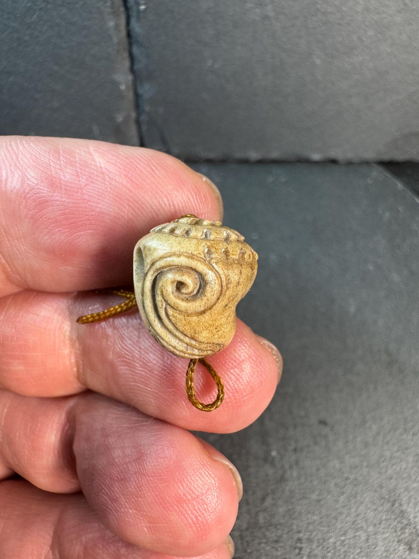 Hand Carved Deer Antler Skull Bead – Charnel Ground Style Smiling Skull Guru Bead – Tibetan Inspired Mala Pendant