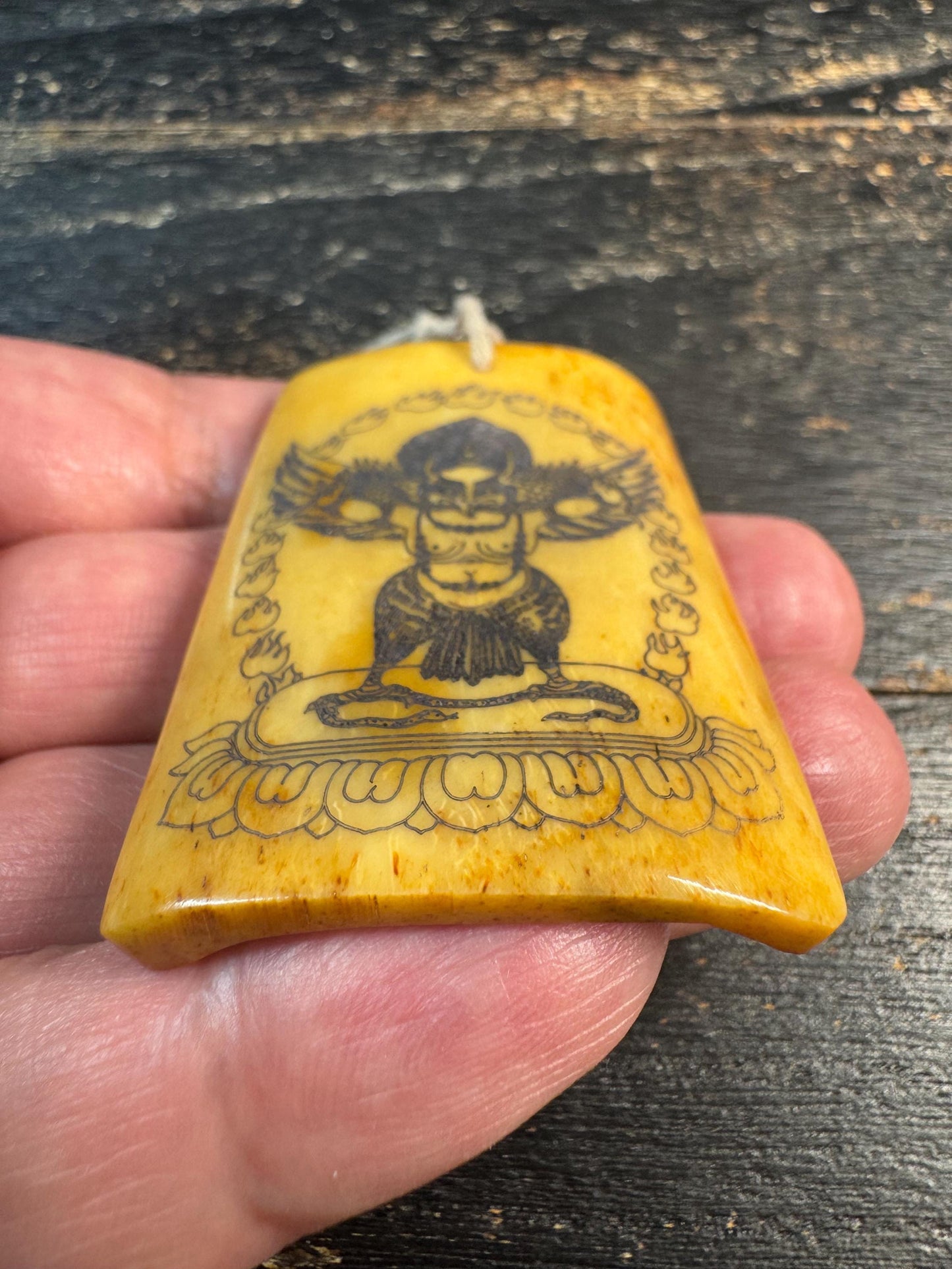 Hand Carved Yak Bone Garuda Pendant, Line Engraving Tibetan Amulet, Himalayan Protective Talisman, Tribal Spiritual Necklace Charm