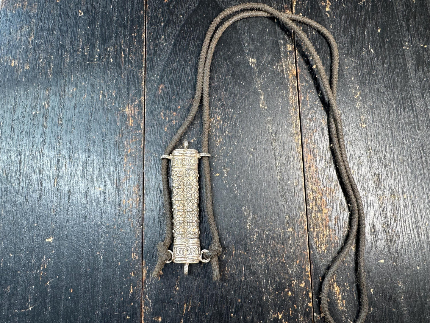 Vintage Tibetan 925 Silver Gau Amulet Pendant Necklace | Portable Prayer Box Capsule | Himalayan Buddhist Reliquary Pendant